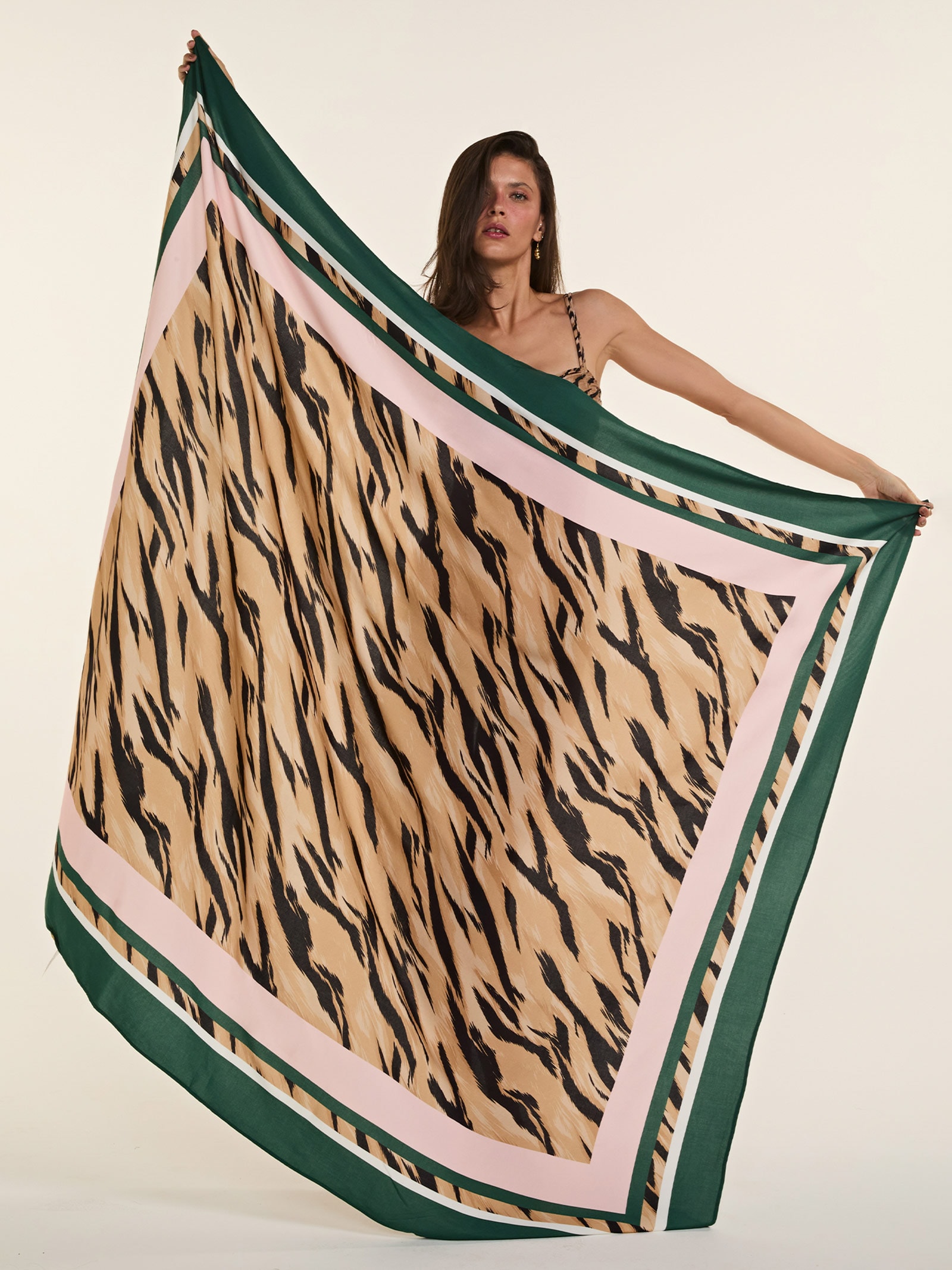 Canga Feminina Animal Print Triya