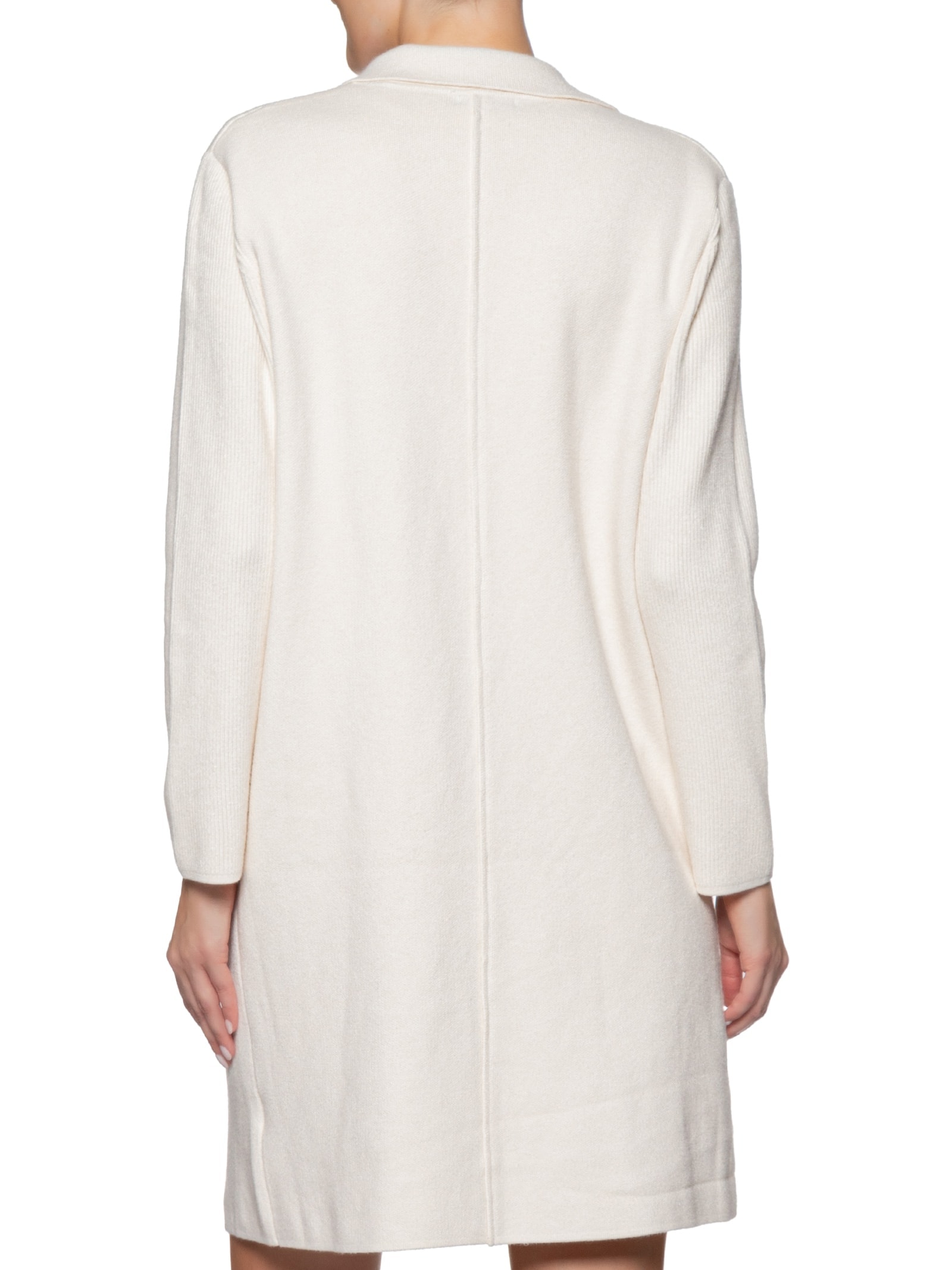 Casaco Feminino Alongado Com Bolsos Off White Basiq