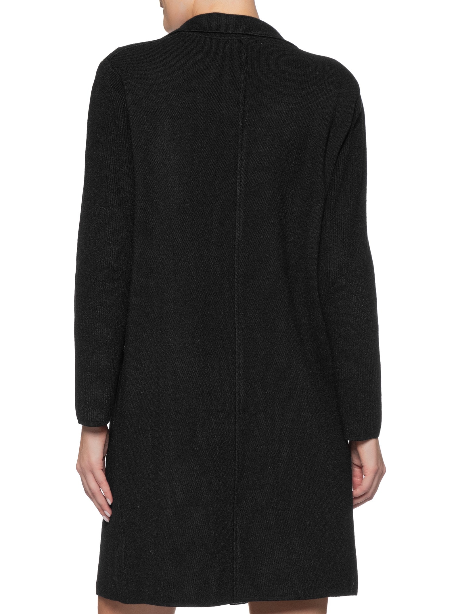 Casaco Feminino Alongado Com Bolsos Preto Basiq