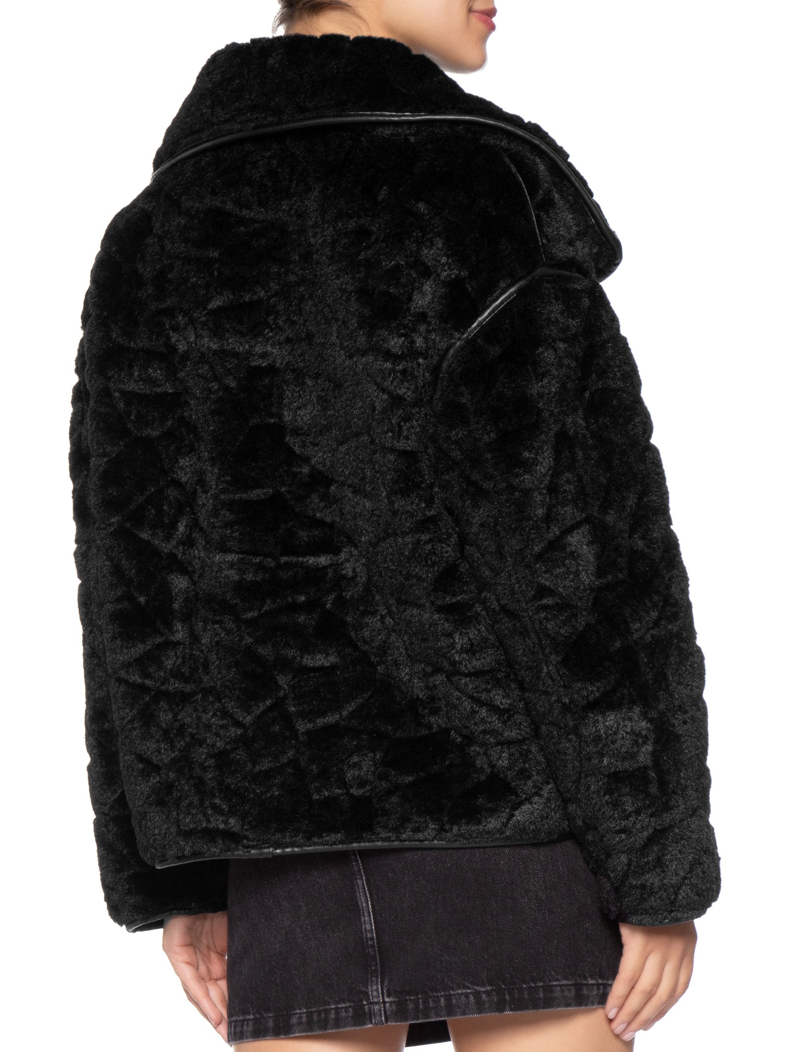 Casaco Feminino Fur Preto Market 33