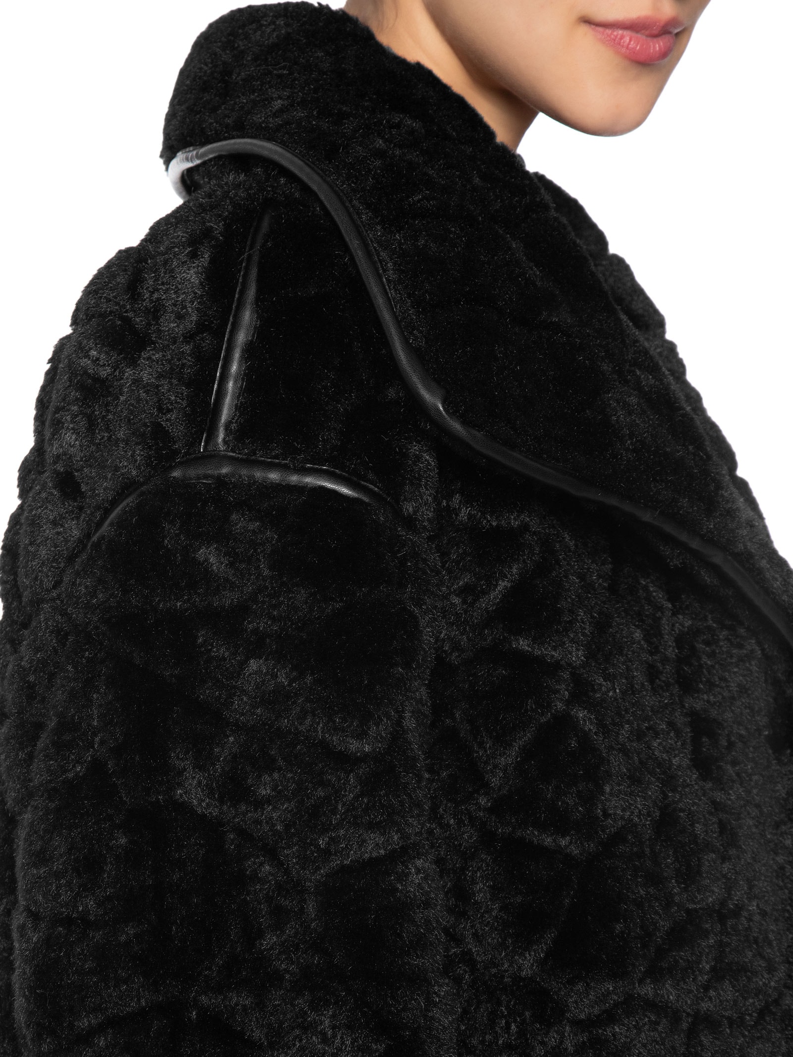 Casaco Feminino Fur Preto Market 33