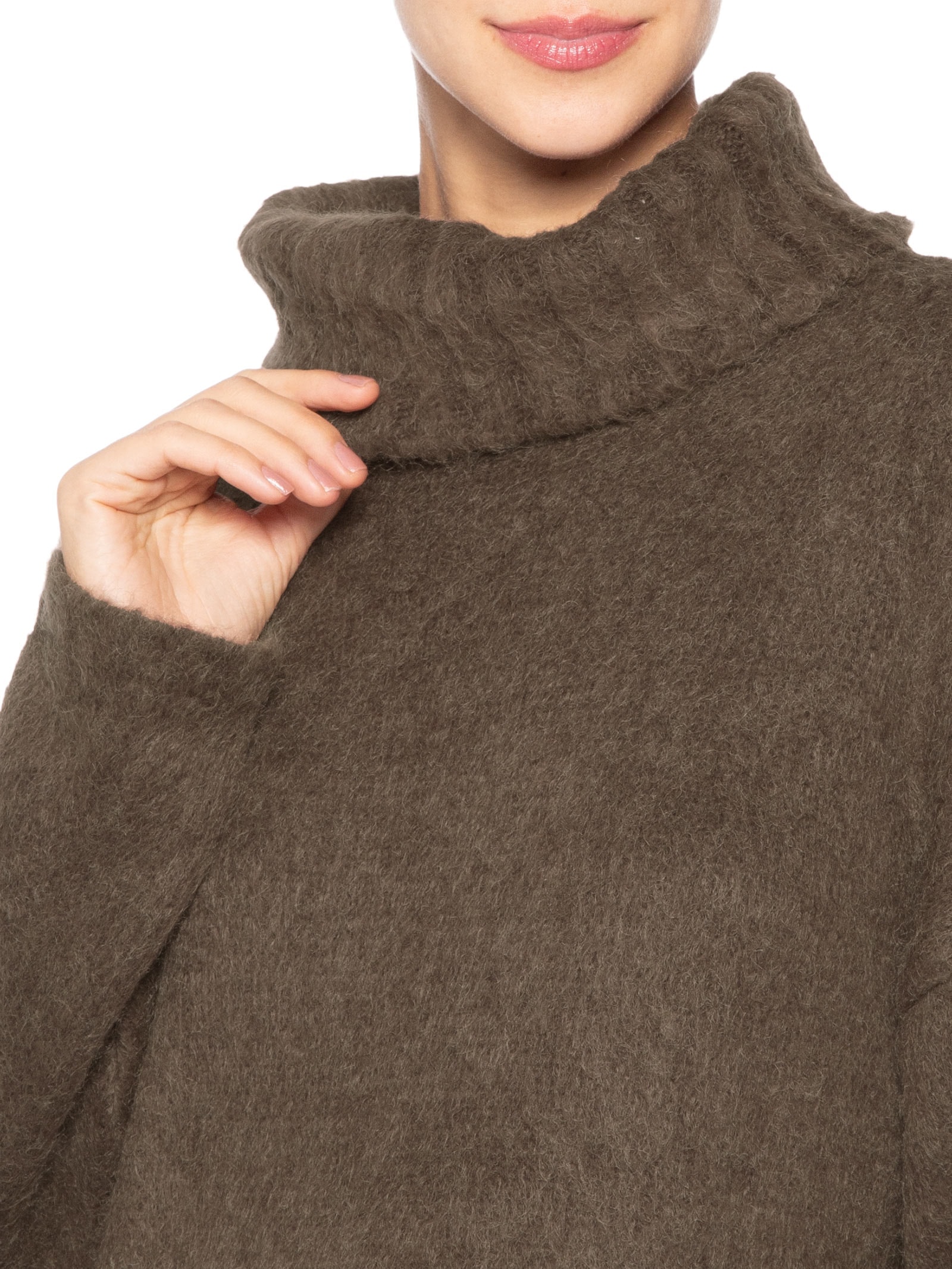 Casaco Feminino Gola Alta Dries De Tricot Marrom Animale