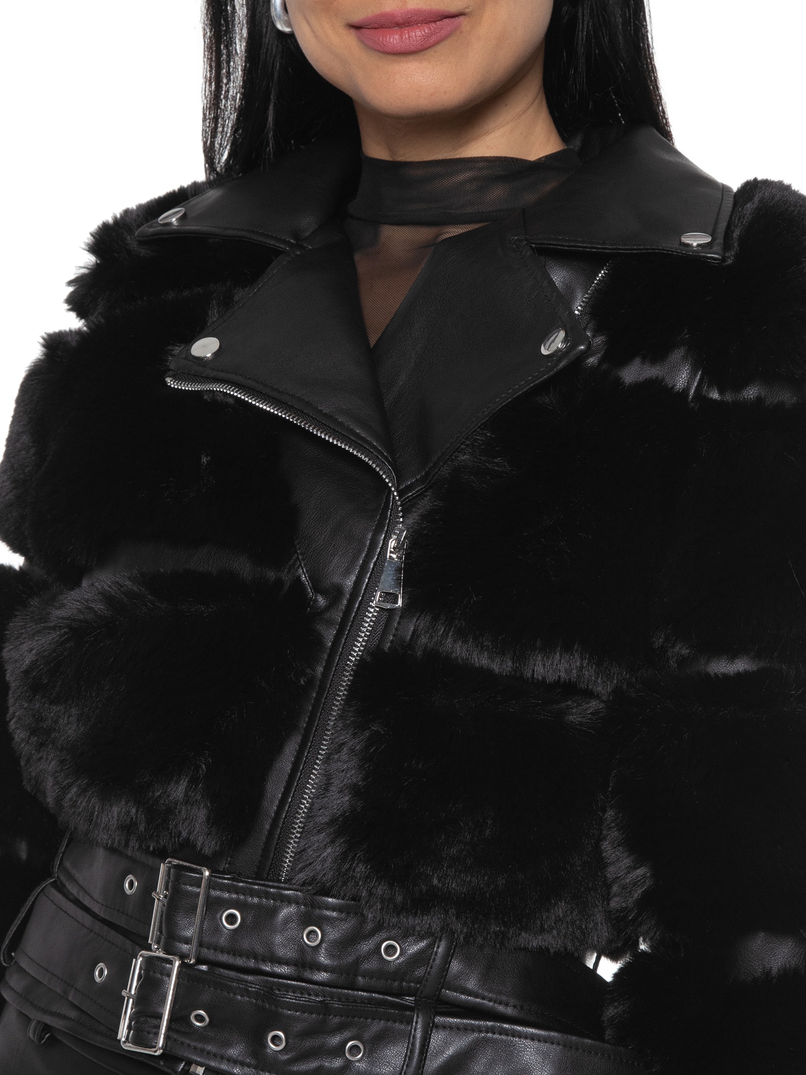 Casaco Feminino Pelinhos Preto Market 33