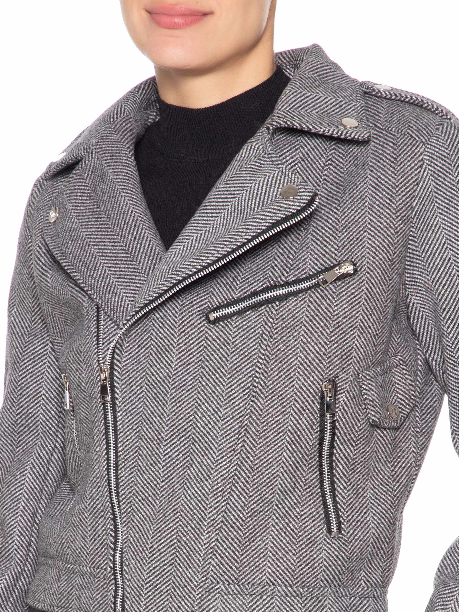Casaqueto Feminino Com Zíper Diagonal Cinza Market 33