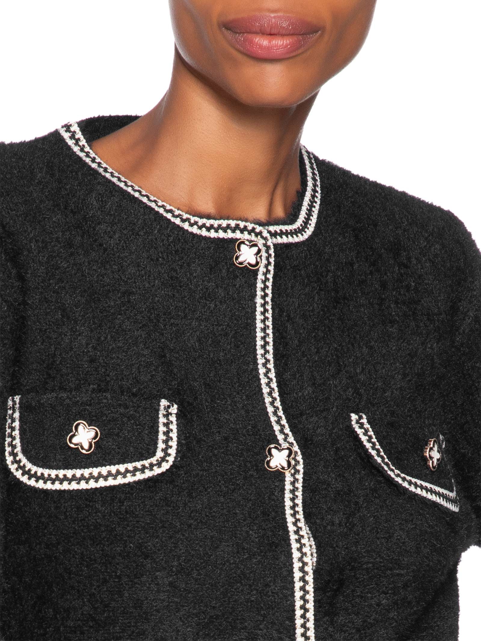 Casaqueto Feminino Em Tricot Preto Market 33