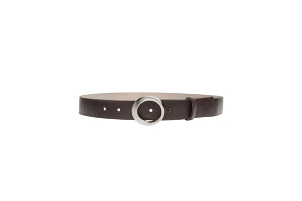 Cinto Feminino em Couro com Fivela Oval – Marrom