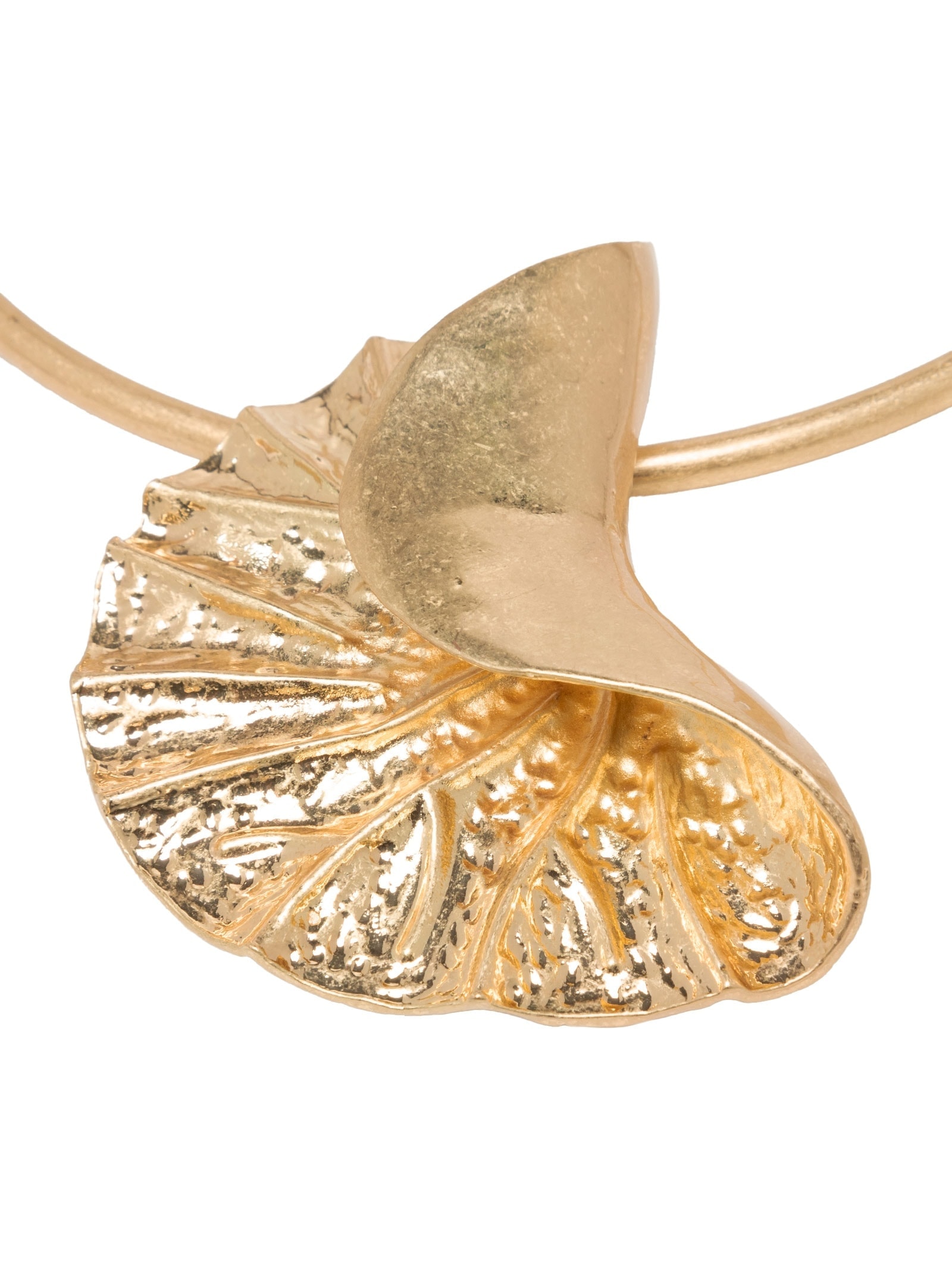 Colar Feminino Chocker com Pingente Orgânico Dourado   '2Essential