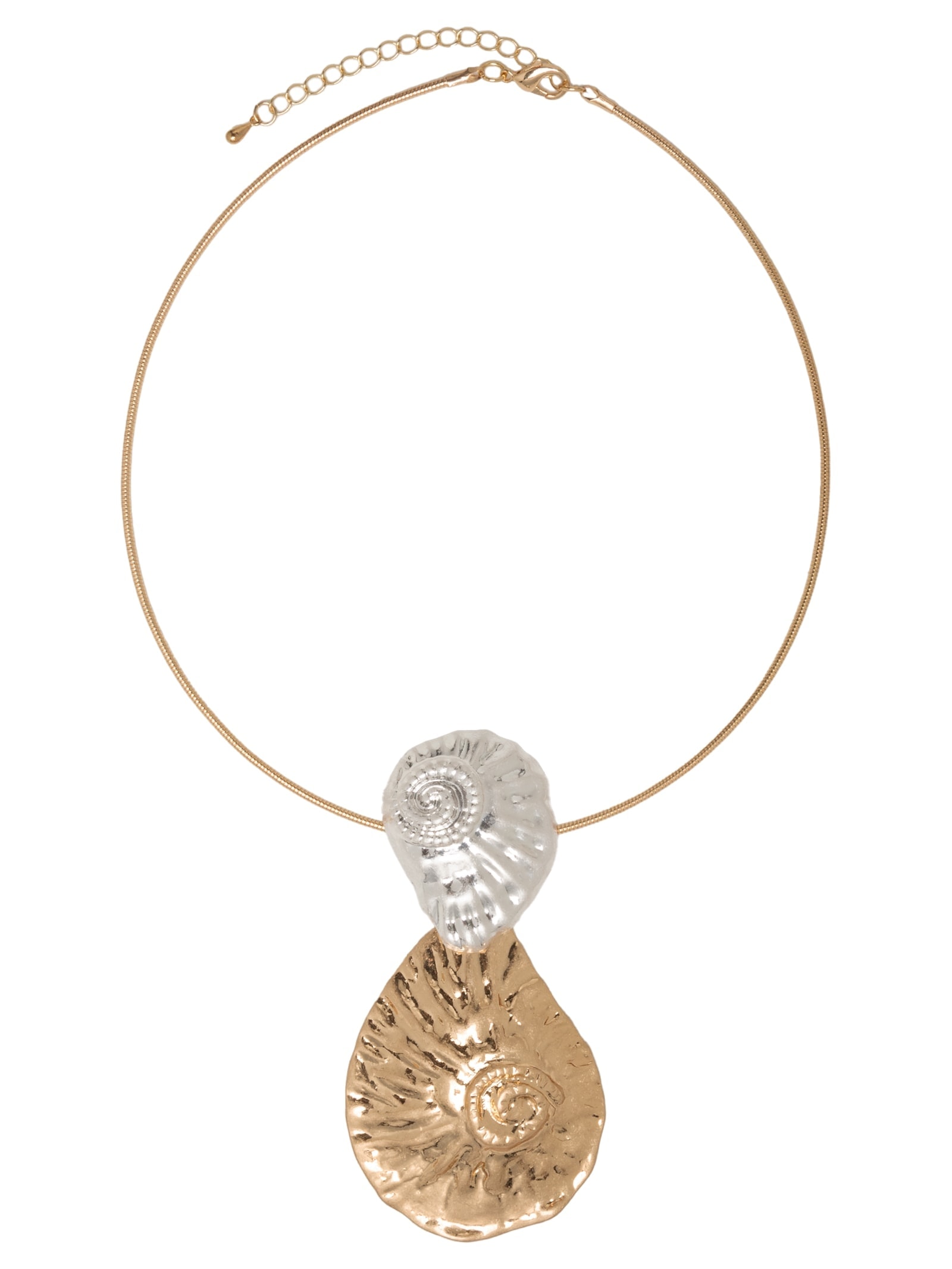 Colar Feminino Choker Com Pingente de Conchas Dourado  '2Essential