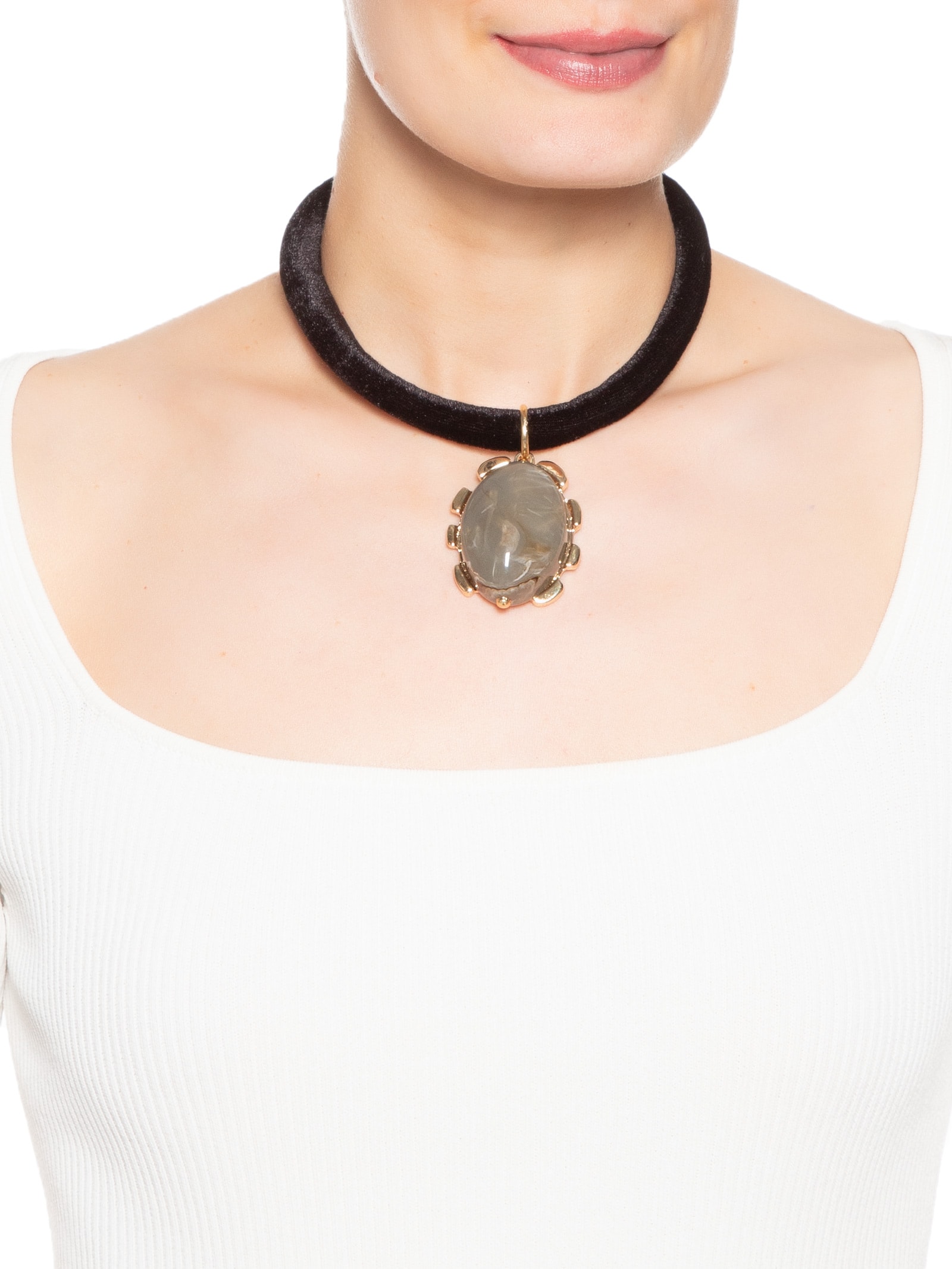 Colar Feminino Em Veludo Com Pingente Cinza '2Essential