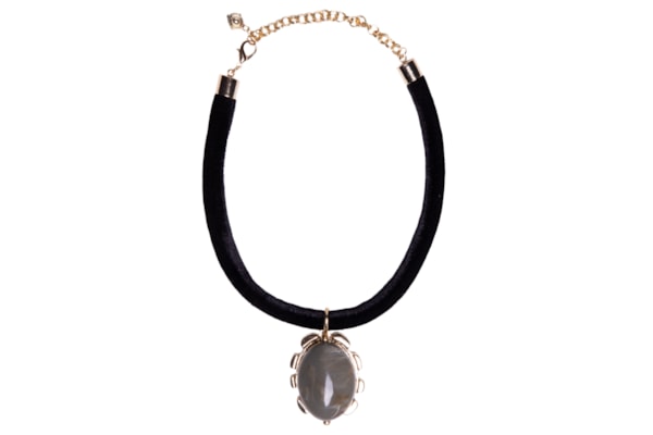 Colar Feminino Em Veludo Com Pingente - Cinza