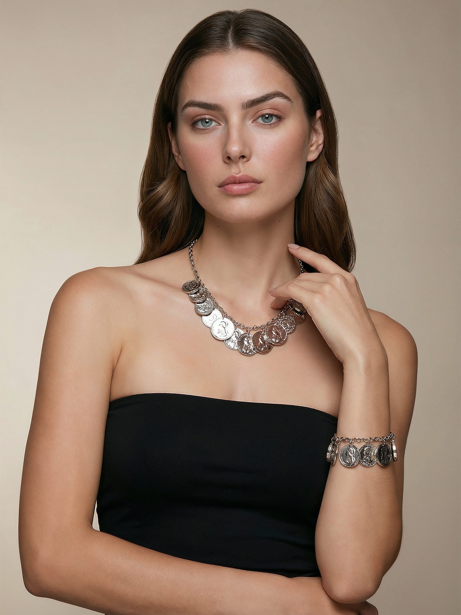 Colar Feminino Selena Prateado Erre