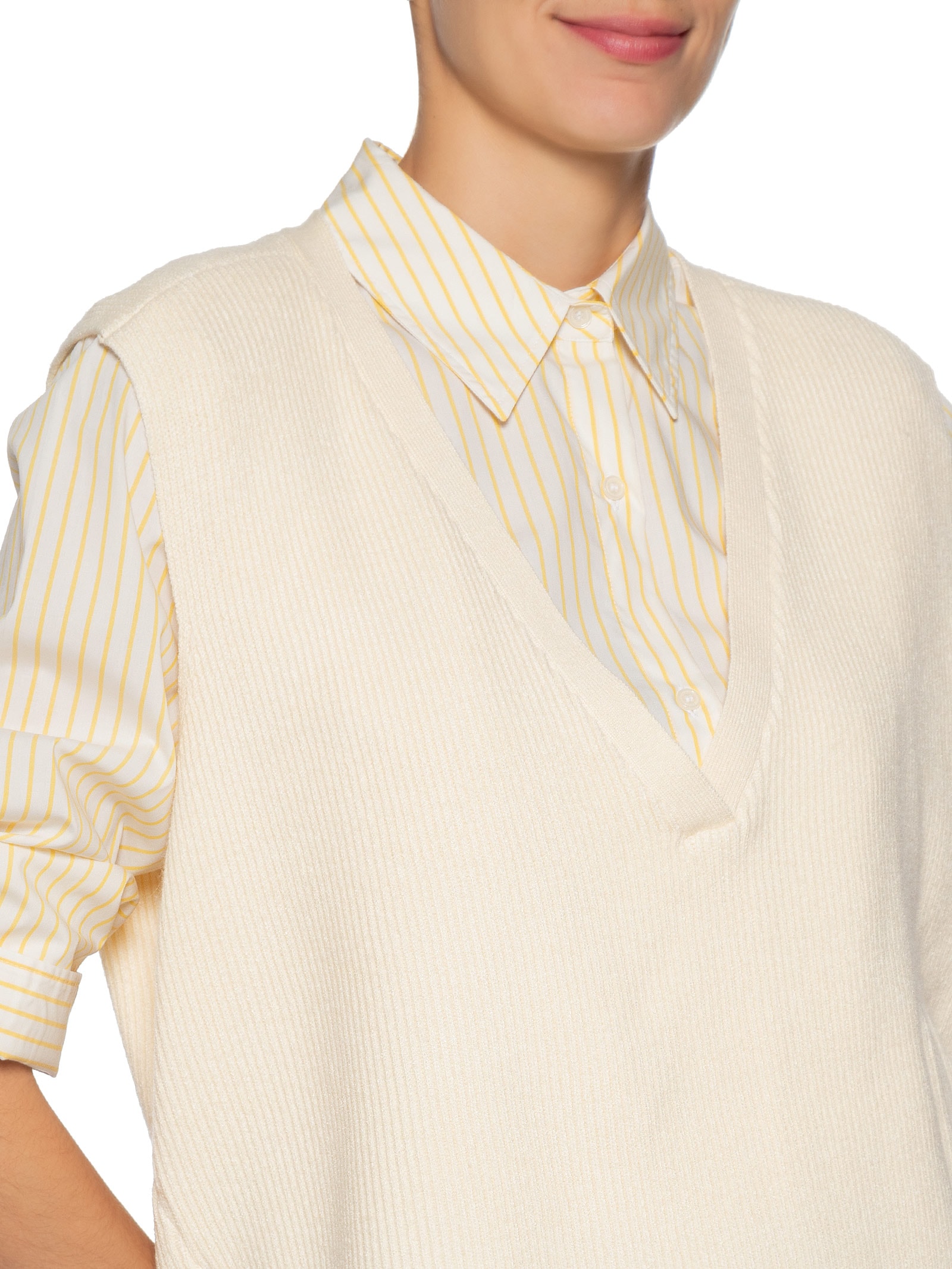 Colete Feminino Decote V Em Tricot Bege '2Essential