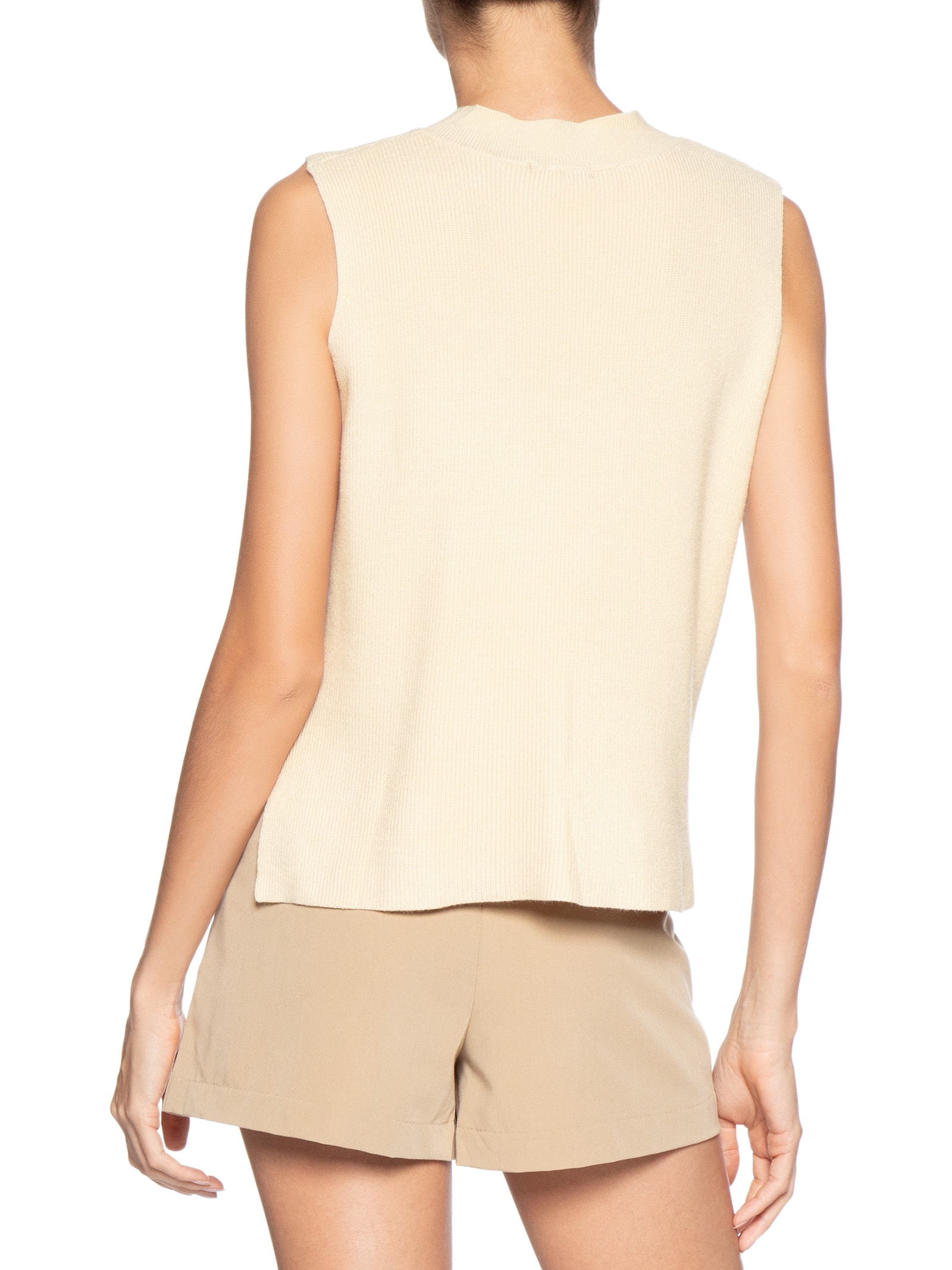 Colete Feminino em Tricot Gola V – Bege Basiq