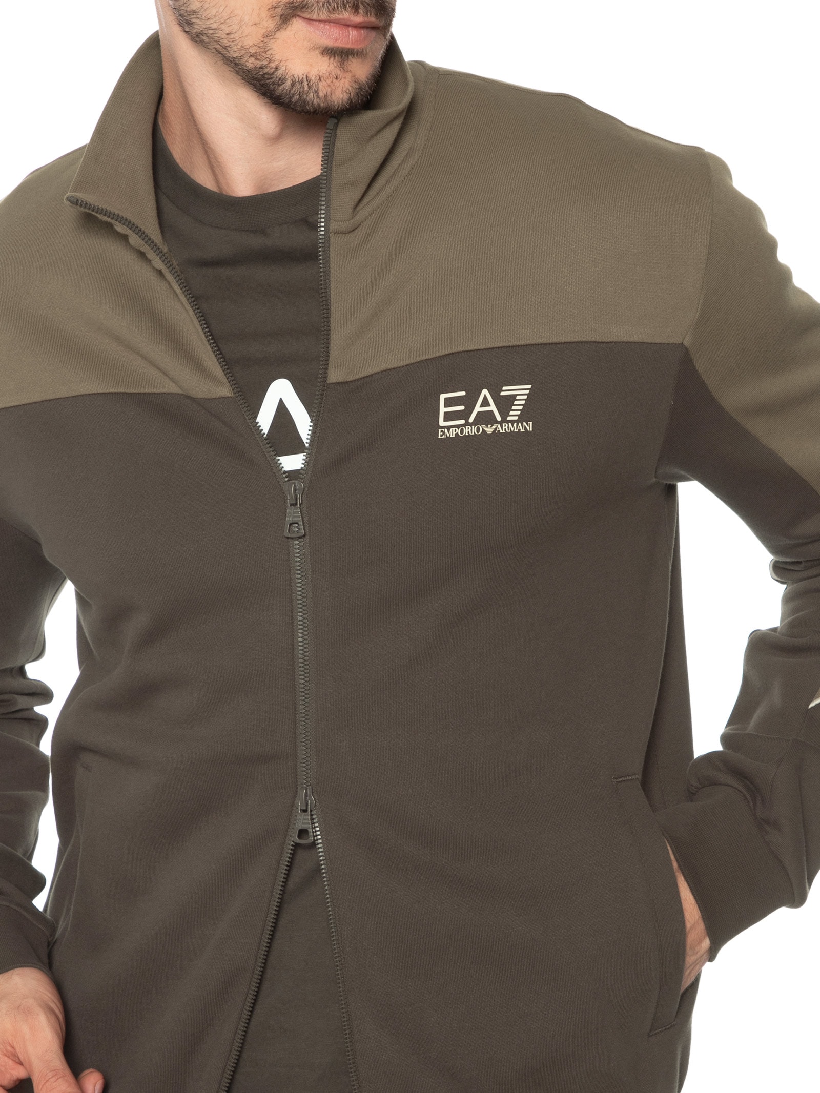 Conjunto Agasalho Masculino Train Athletic Color Block Marrom Ea7 Emporio Armani