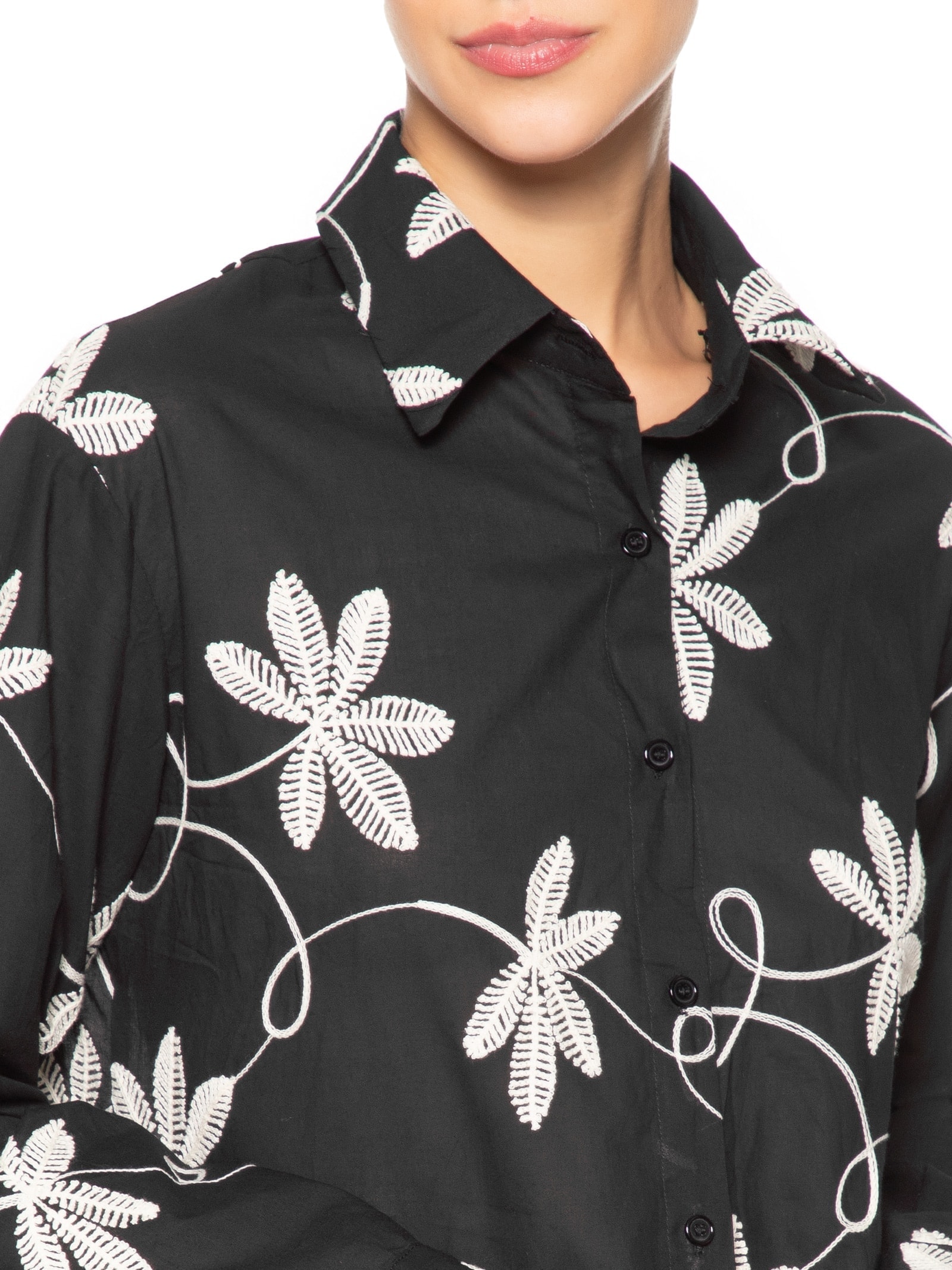 Conjunto Feminino Bordado Preto Market 33