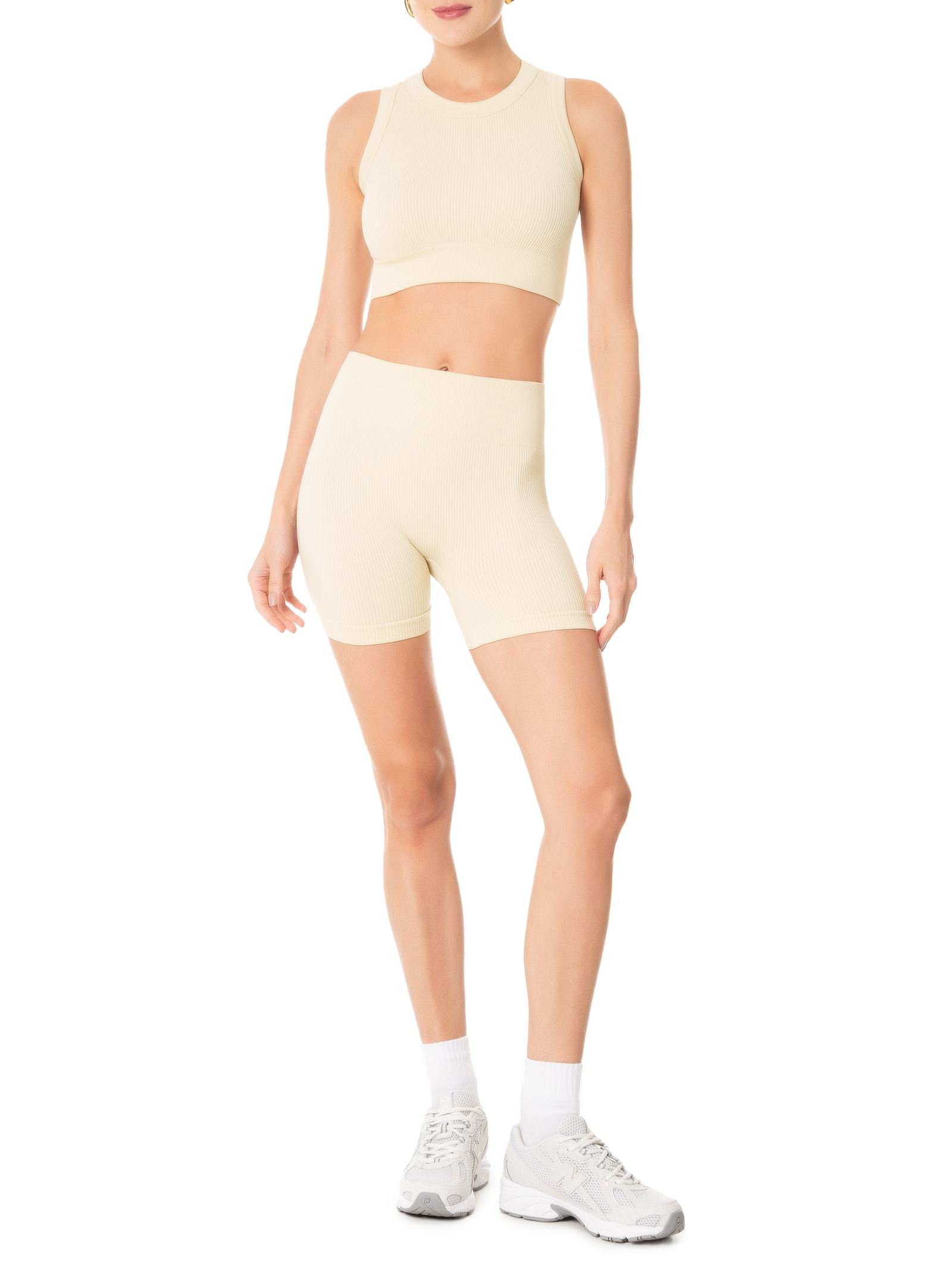 Conjunto Feminino Canelado Short E Regata Bege  Basiq