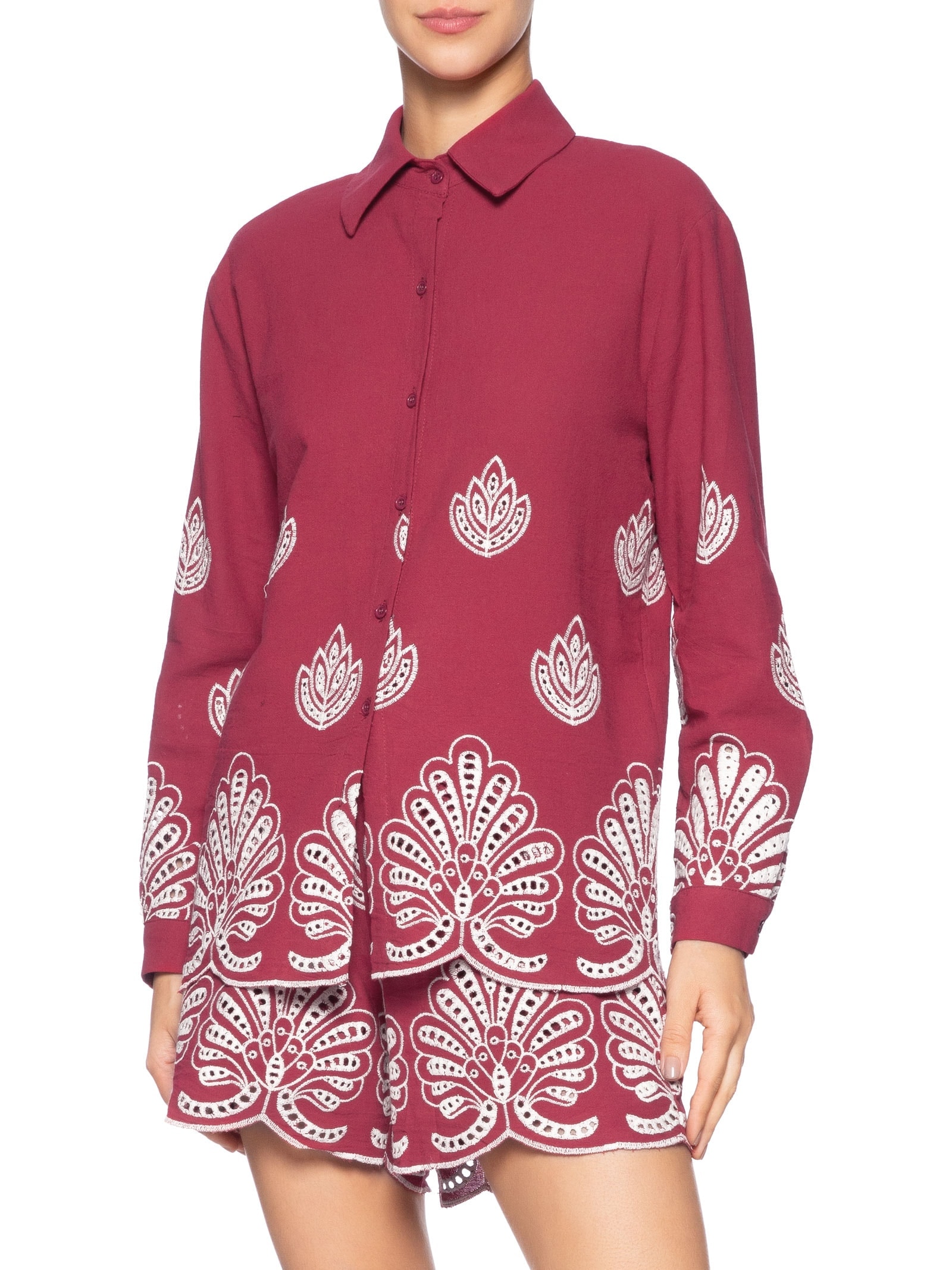 Conjunto Feminino Com Bordado Vermelho Market 33