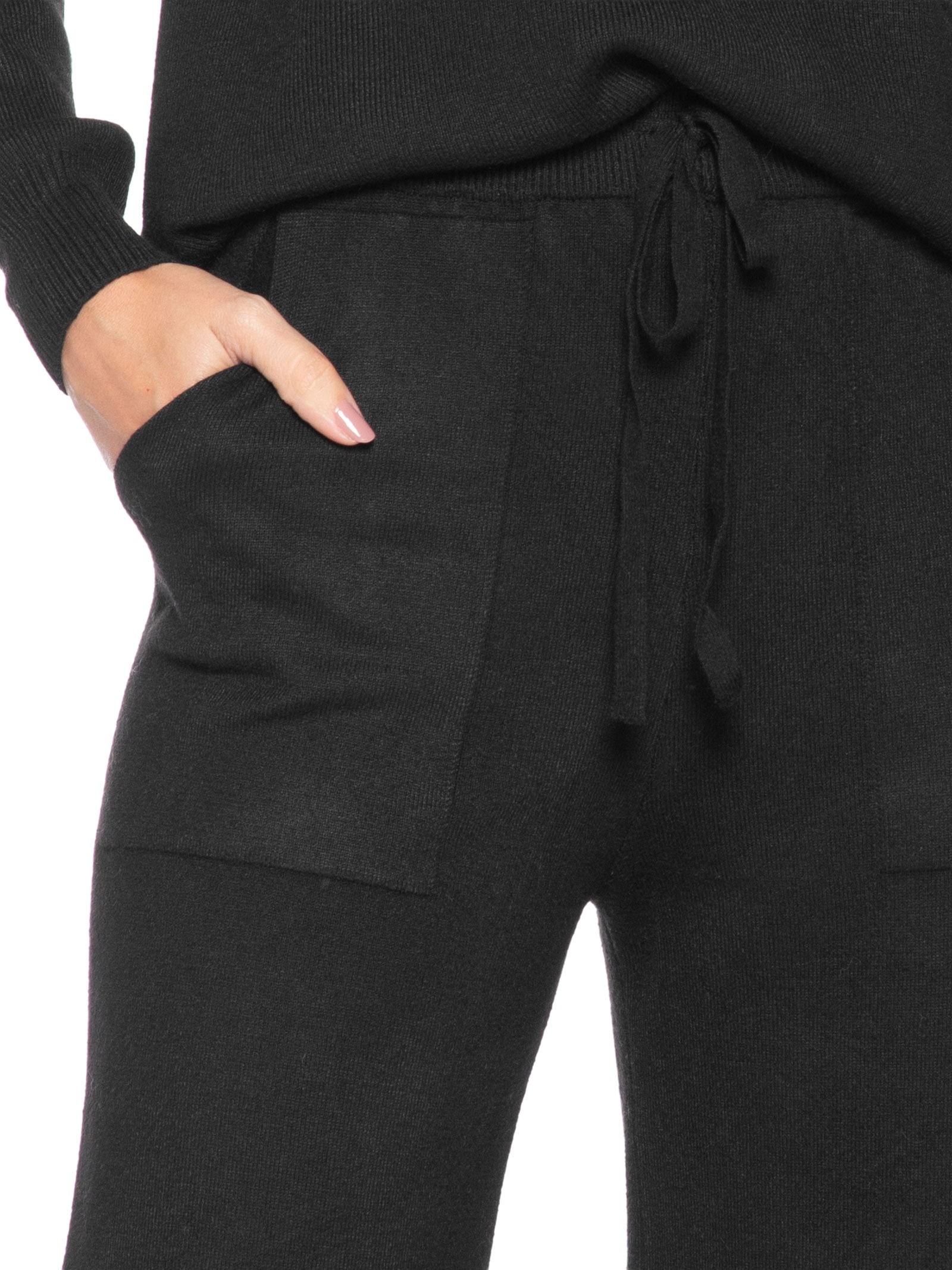 Conjunto Feminino Em Tricot Com Listras Preto Basiq
