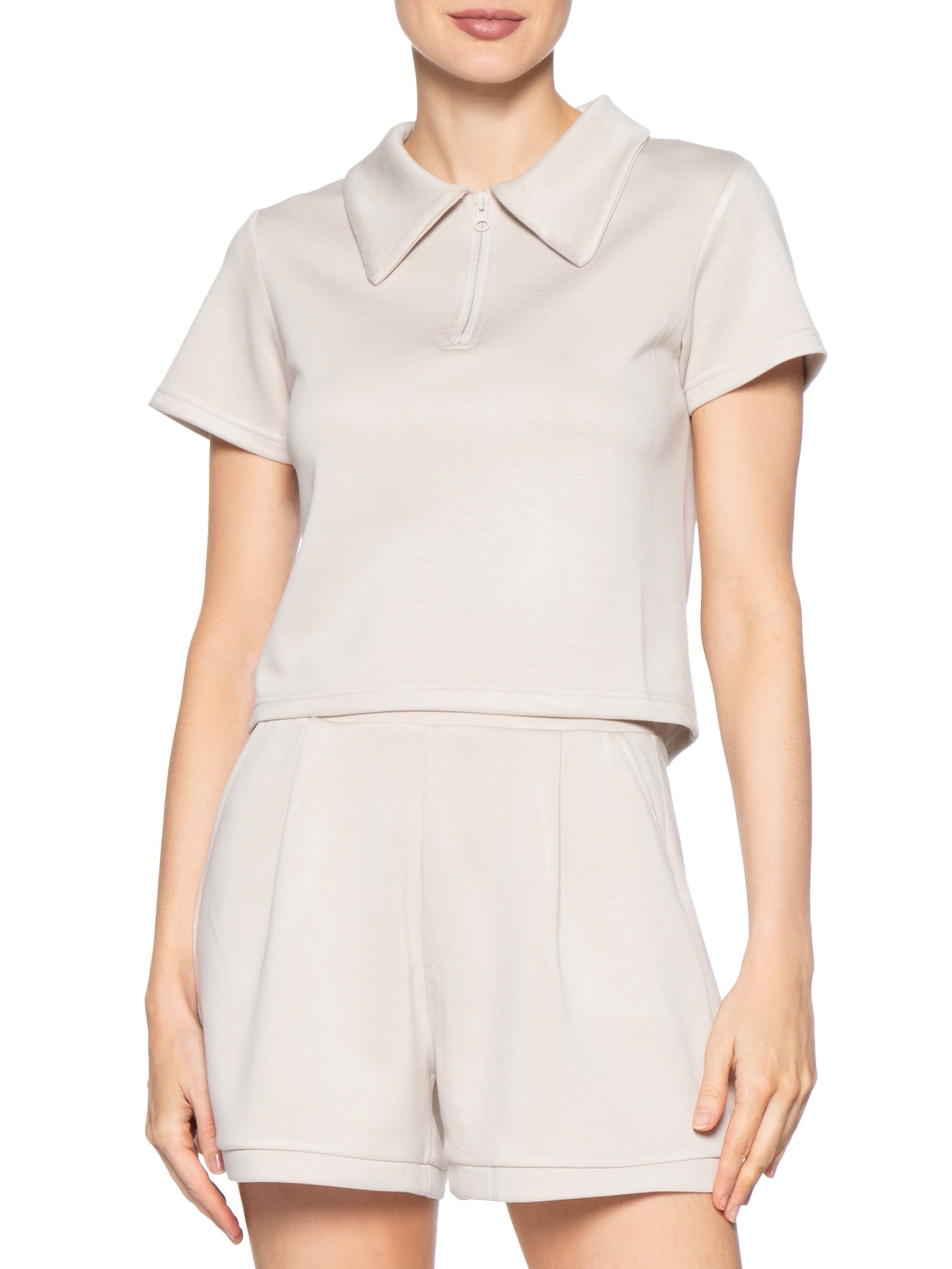 Conjunto Feminino Polo e Short Comfy Bege Basiq