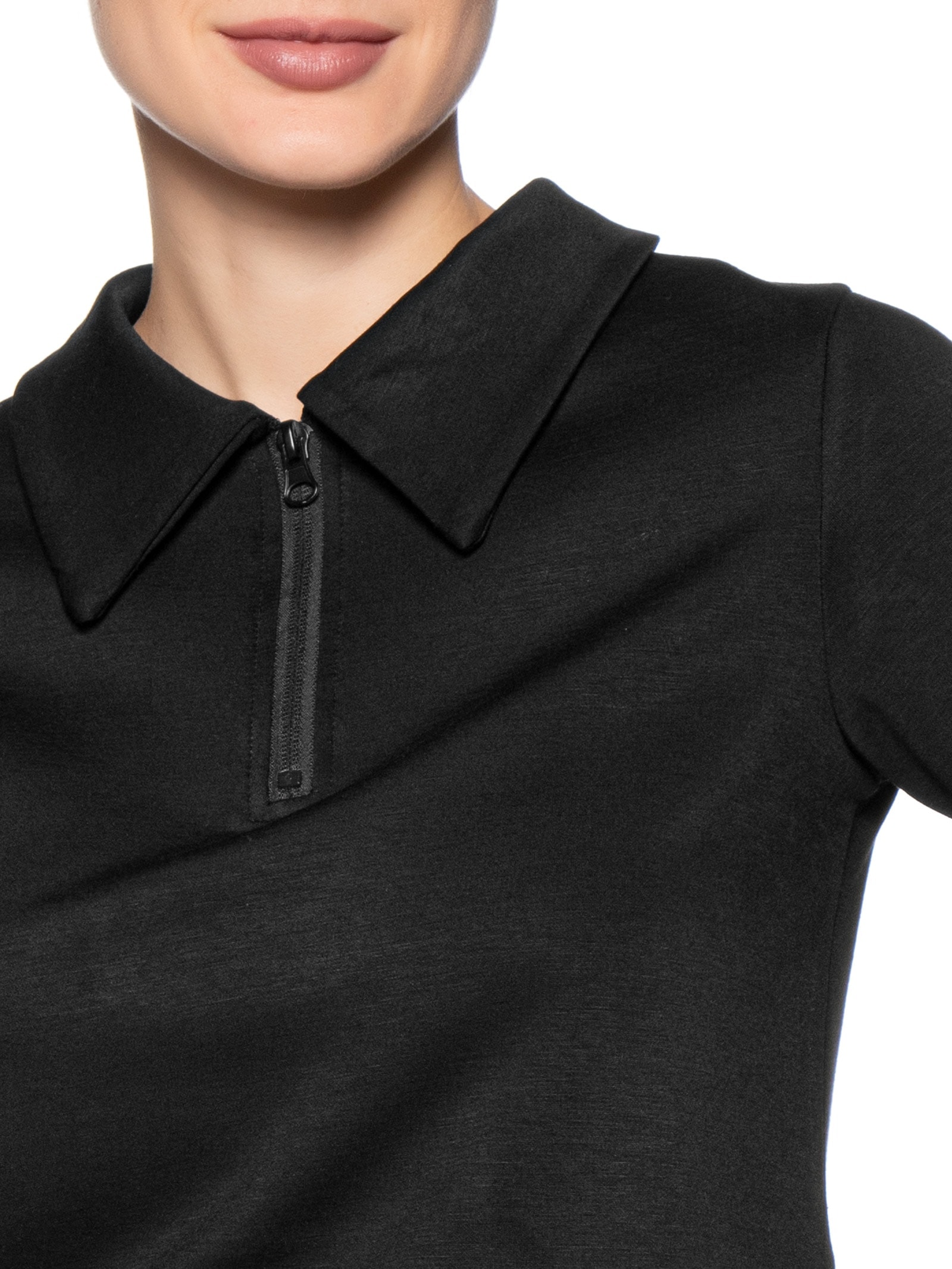 Conjunto Feminino Polo e Short Comfy Preto Basiq