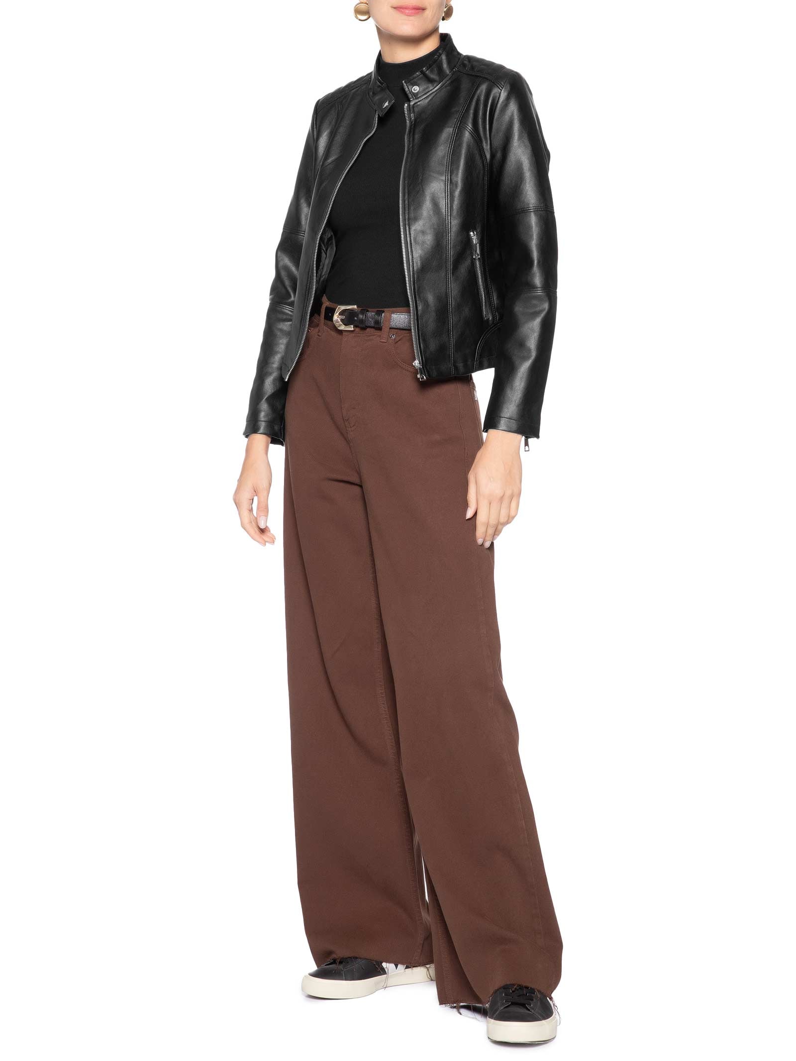 Jaqueta Feminina Biker com Recortes – Preto Basiq