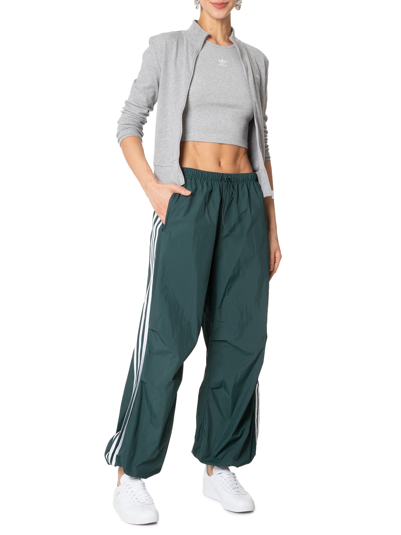 Adidas Originals - Jaqueta Feminina Canelada Zíper Essentials - Cinza