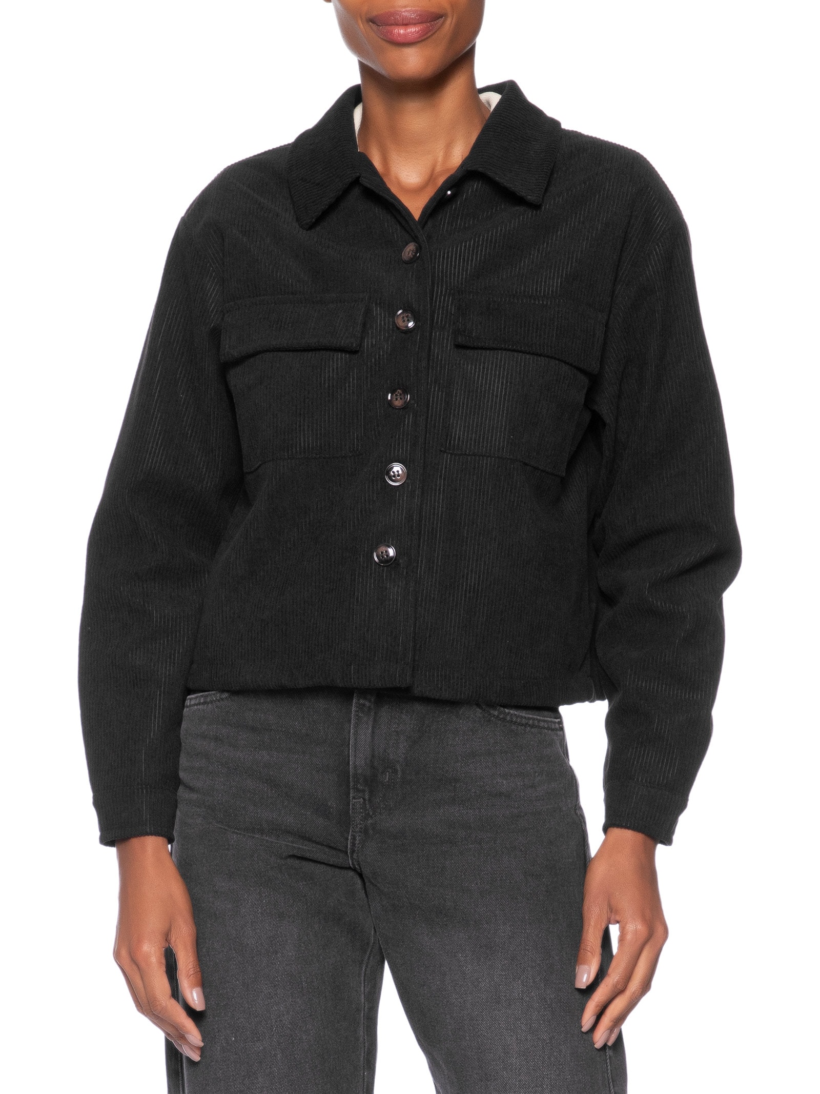 Jaqueta Feminina Com Bolso Preto Basiq