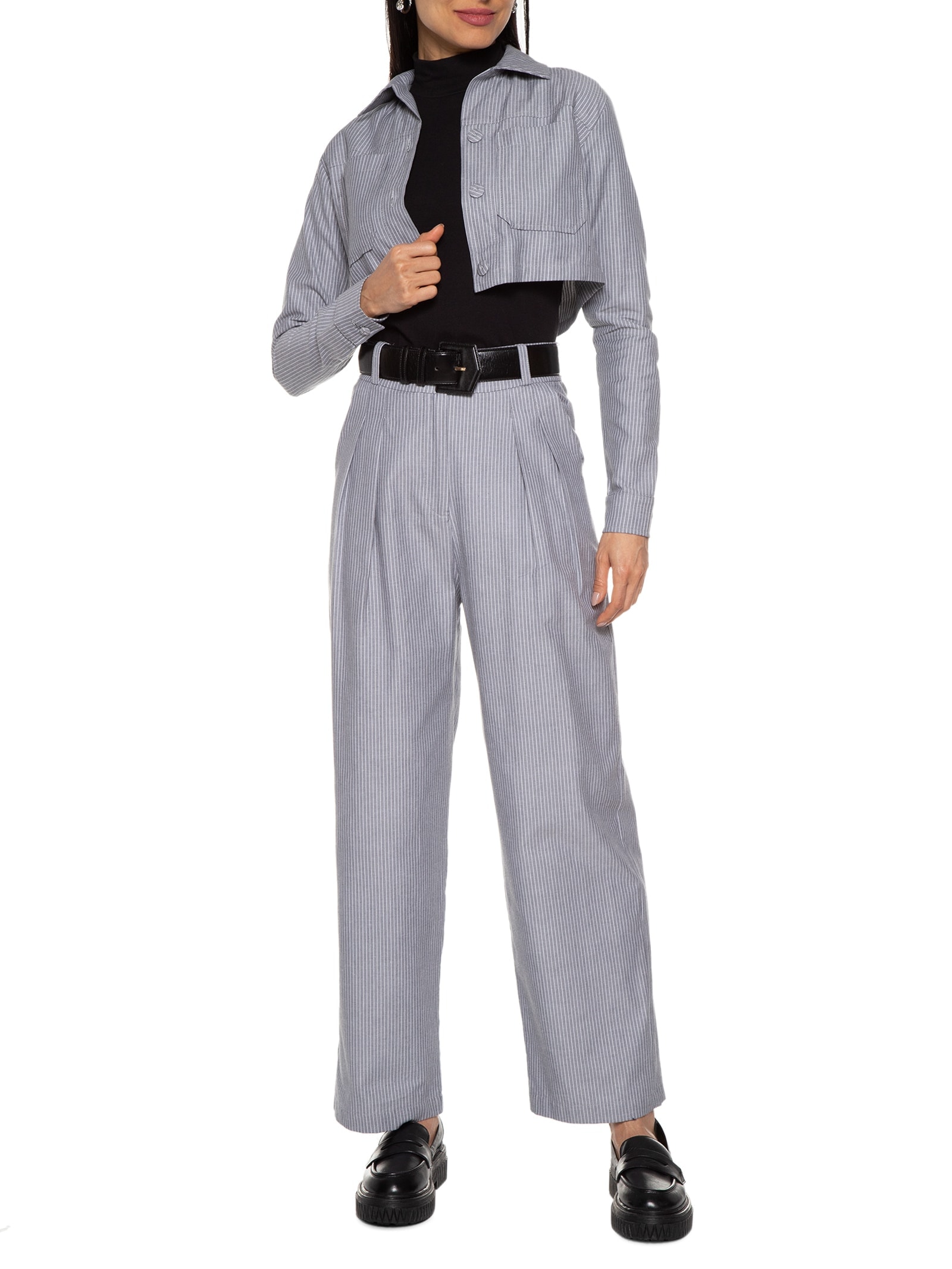 Jaqueta Feminina Cropped Manga Longa Cinza Market 33