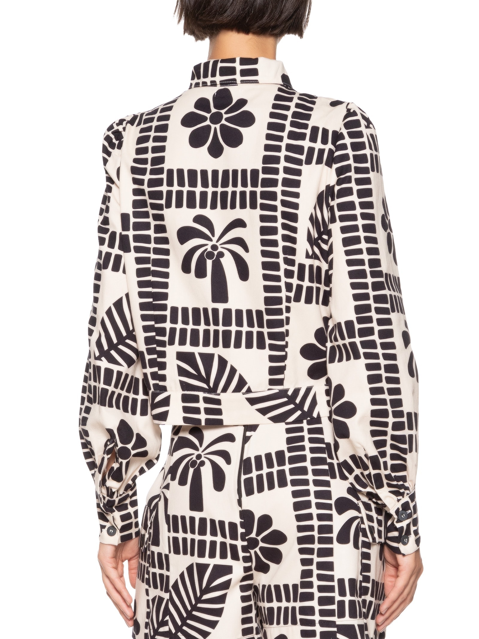Jaqueta Feminina Detalhe Manga Franzida Off White Cacay