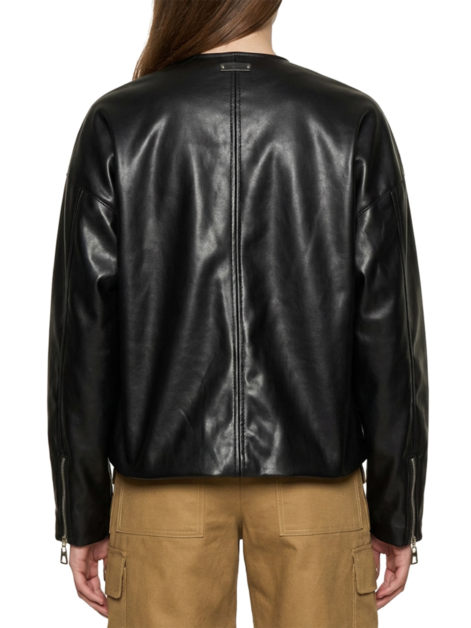 Jaqueta Feminina Ombro Descolado Preto Lança Perfume