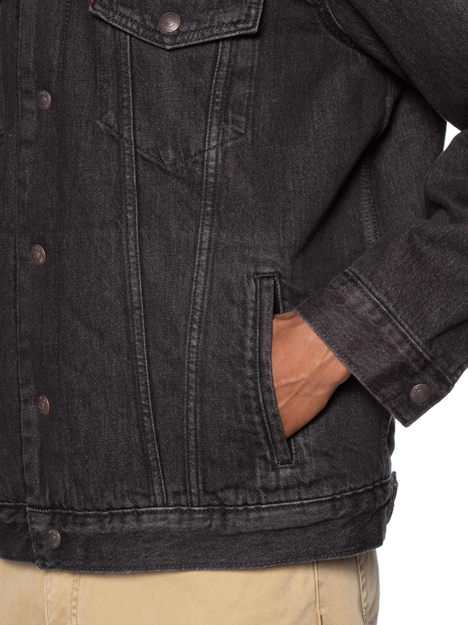 Jaqueta Masculina Jeans Modelagem Relaxed Sherpa Tracker Preto Levi's