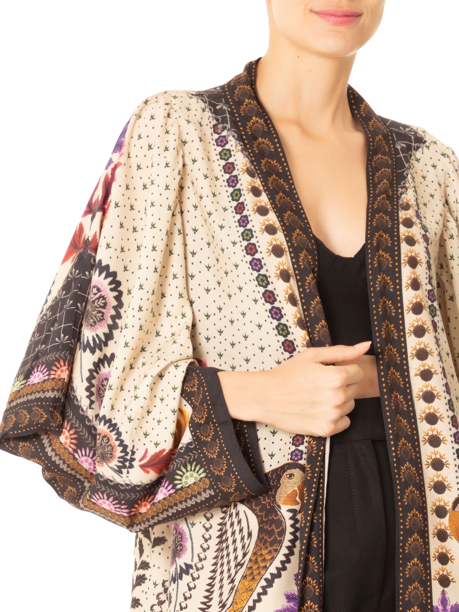 Kimono Feminino Maxi Tapete De Arara Bege Farm