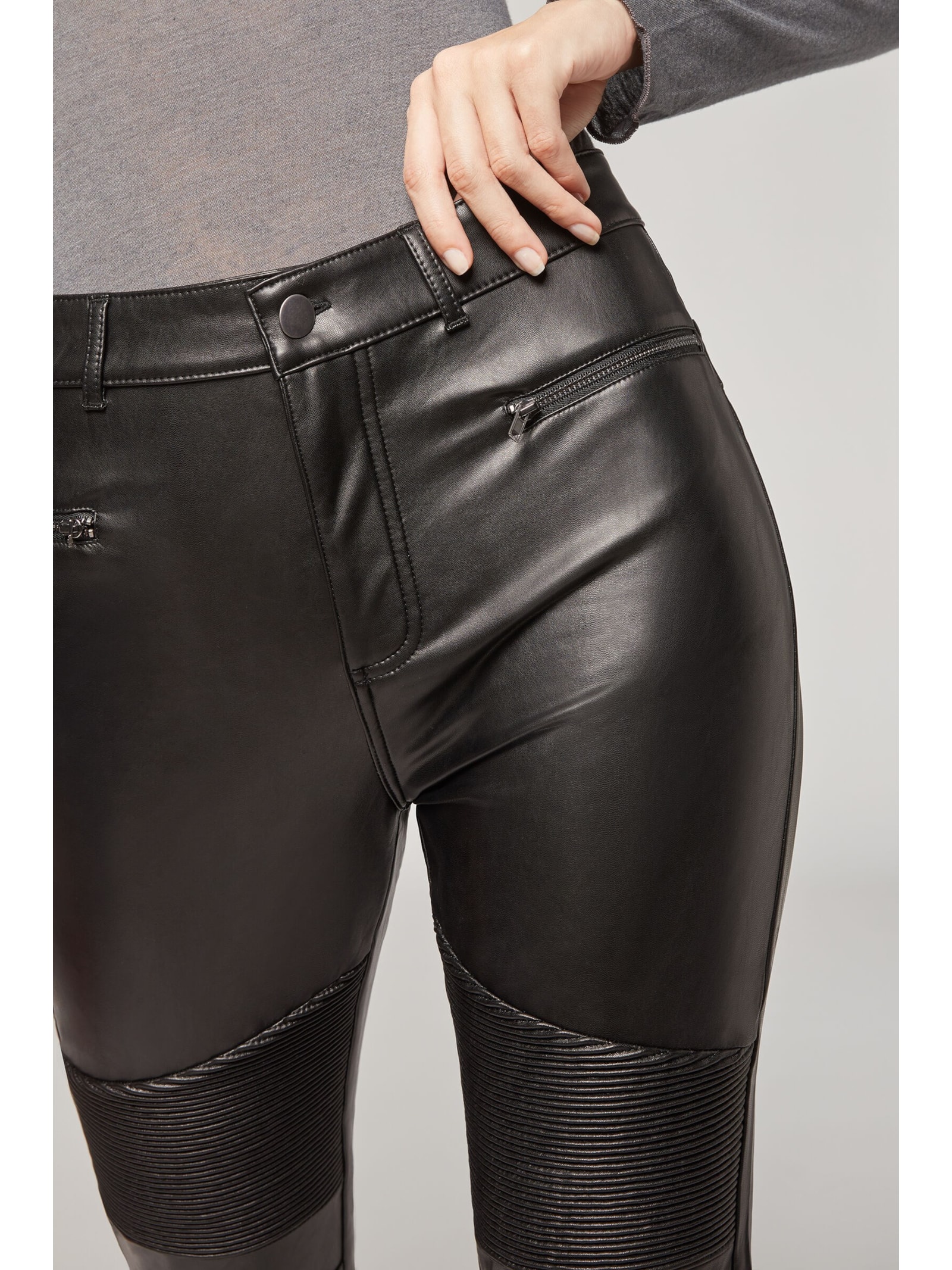 Legging Efeito Couro Preto