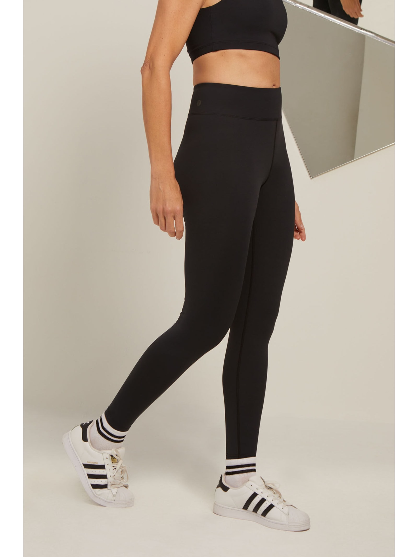 Legging Fitness Preta Soft Skin Bali Yogini