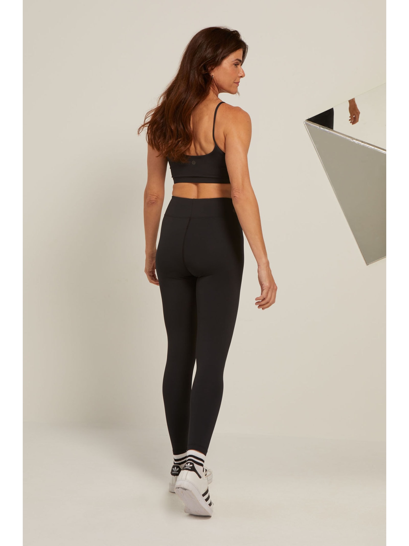 Legging Fitness Preta Soft Skin Bali Yogini