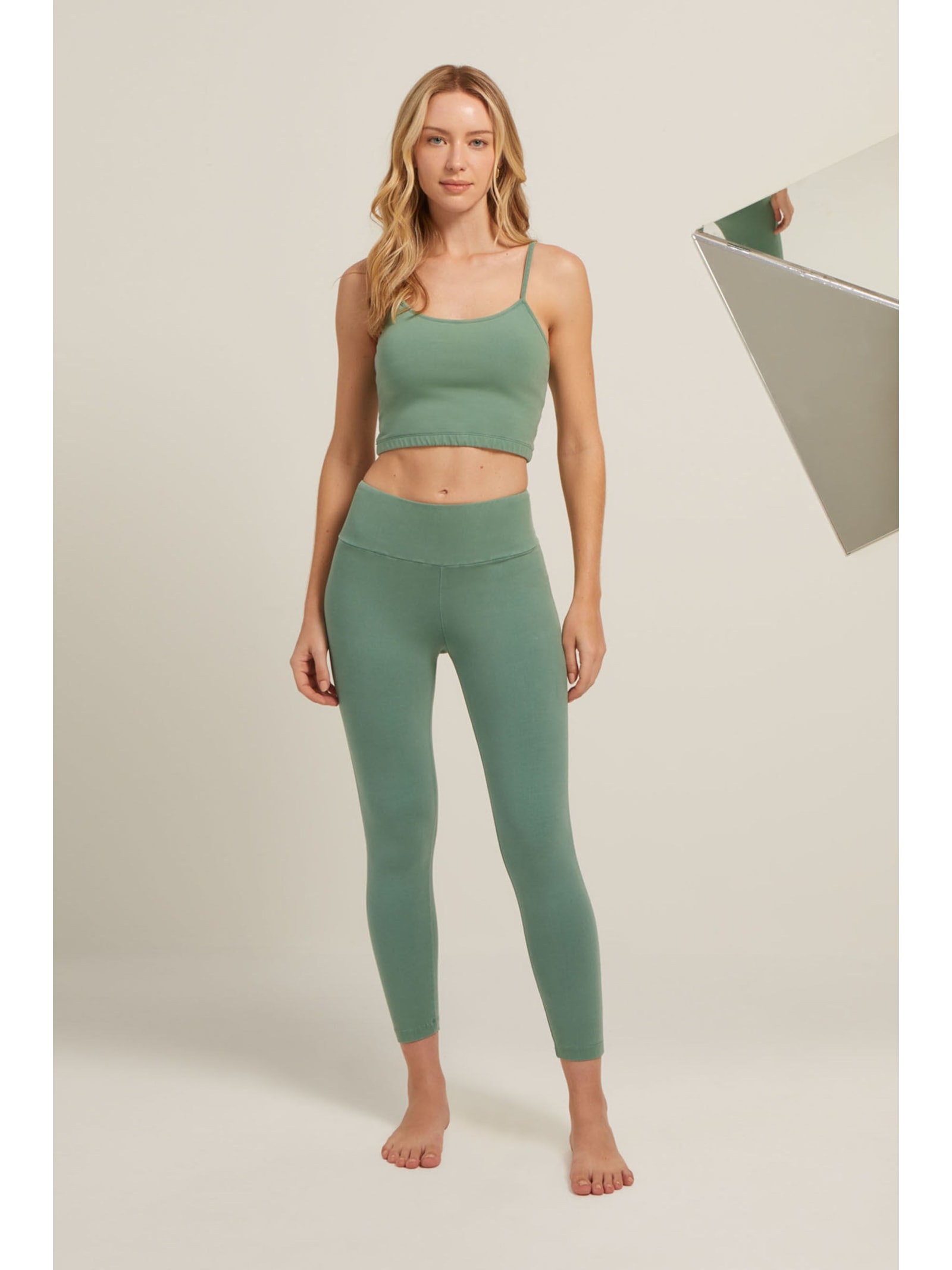 Legging Yoga Estonada Verde Zuri Yogini