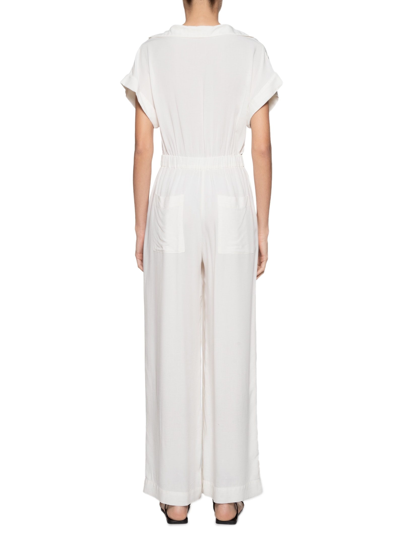 Macacão Feminino Amarração Decote Frente Off White Dress To