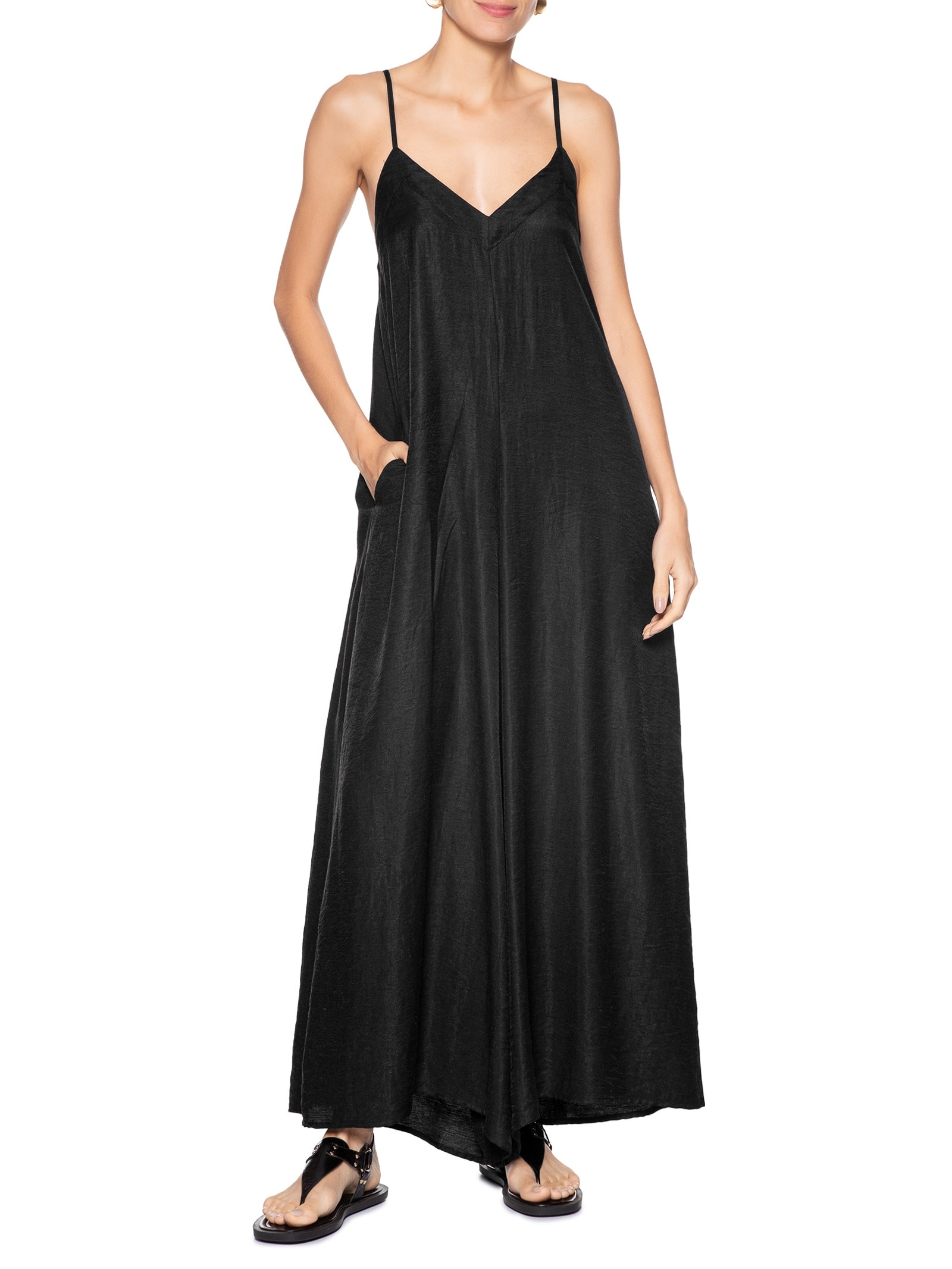 Macacão Feminino Básico Pernas Amplas Preto Basiq