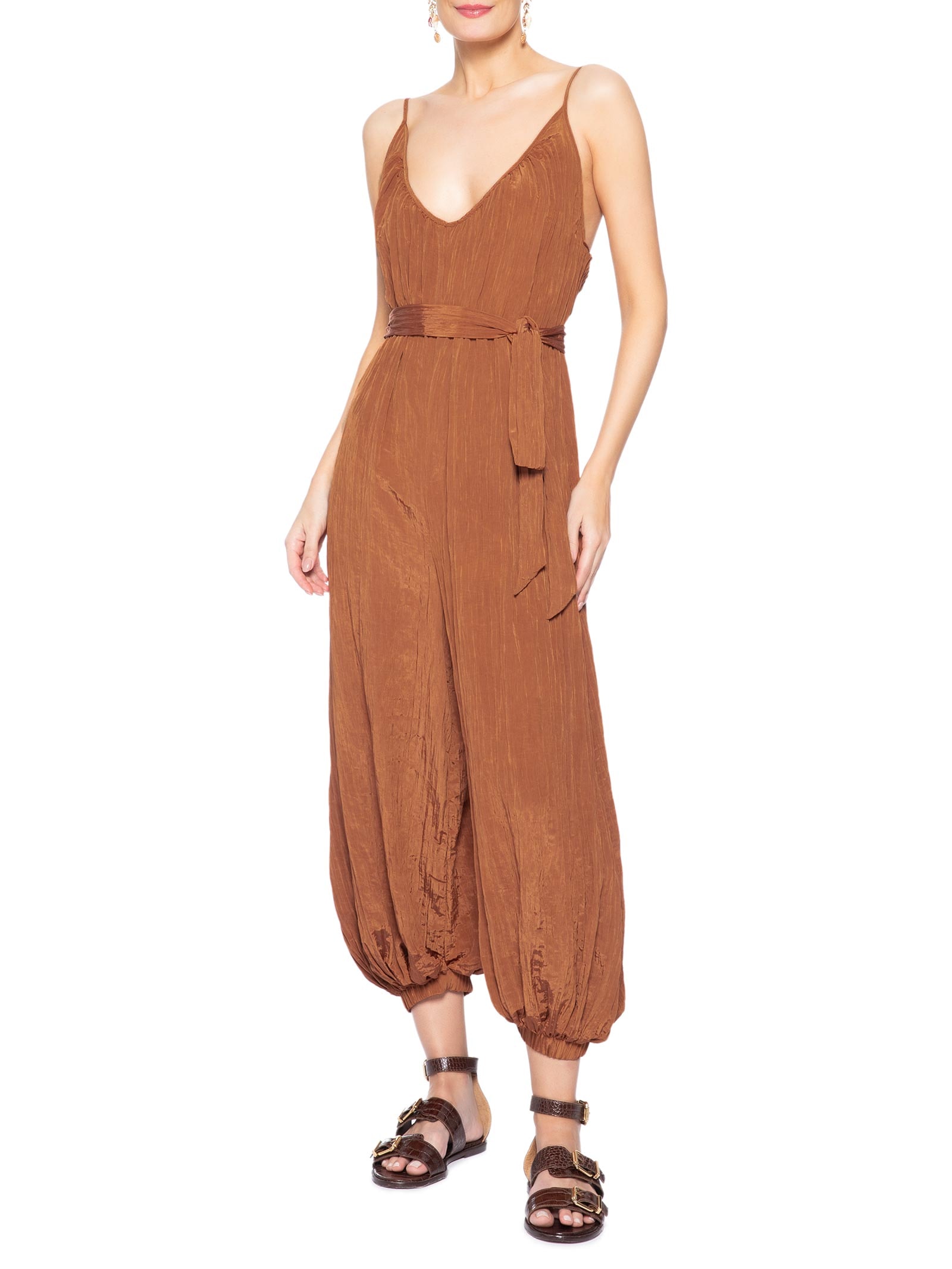 Macacão Feminino Longo Plissado Marrom Farm