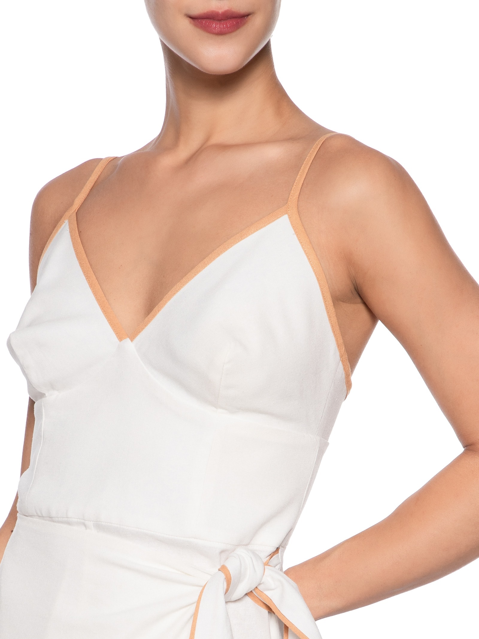 Macaquinho Feminino Linho Viés Branco Dress To