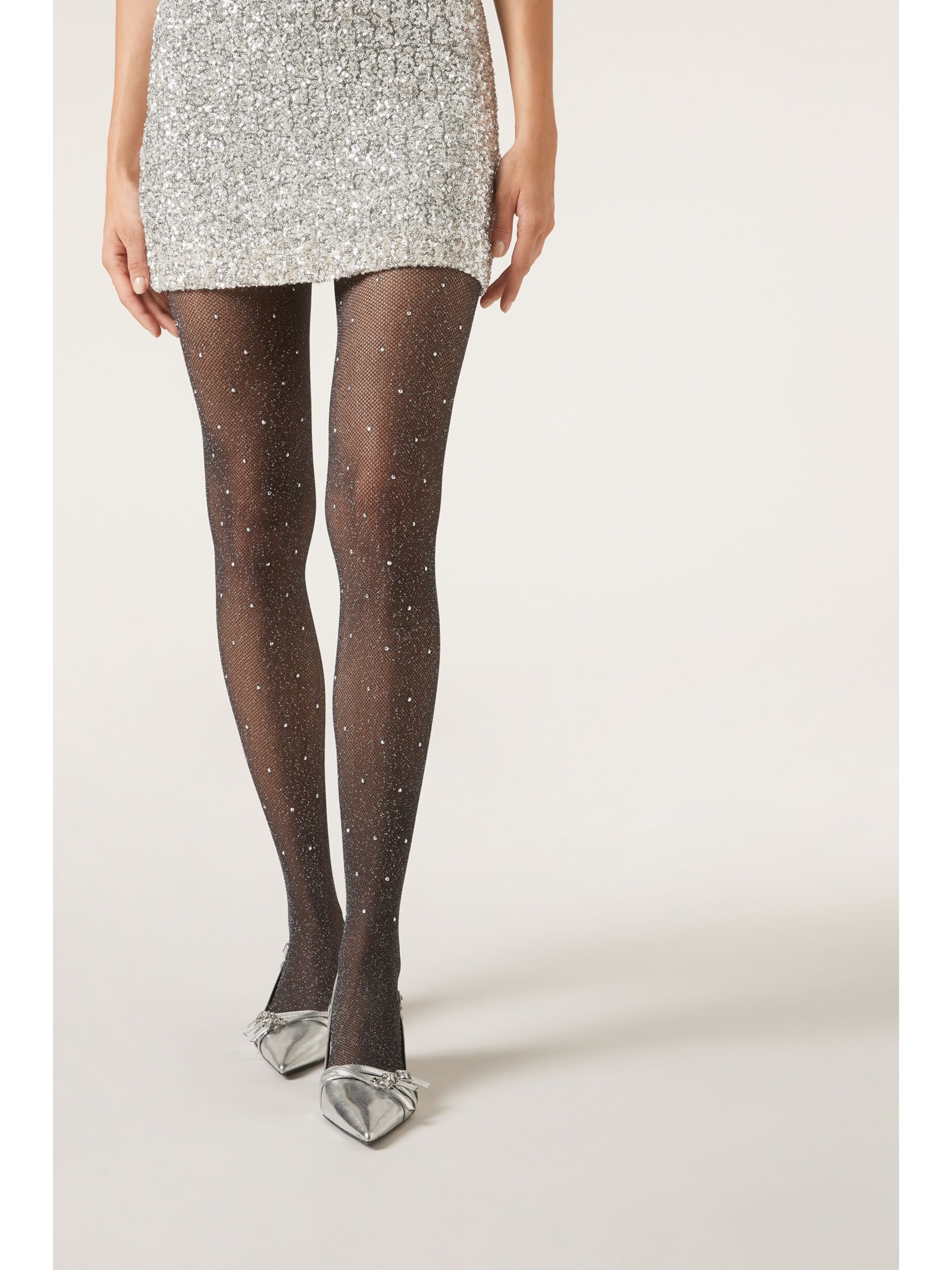 Meia-Calça Arrastão Fio 50 Com Strass Prata Preto1