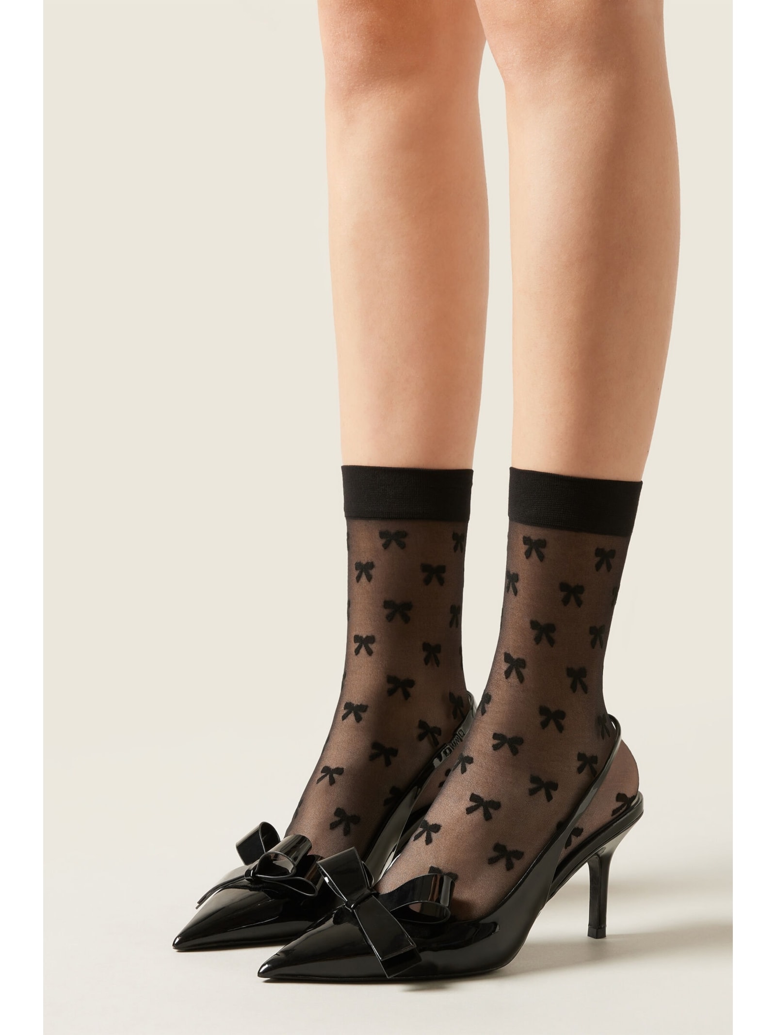 Meia Curta Com Laços All-Over Preto Calzedonia