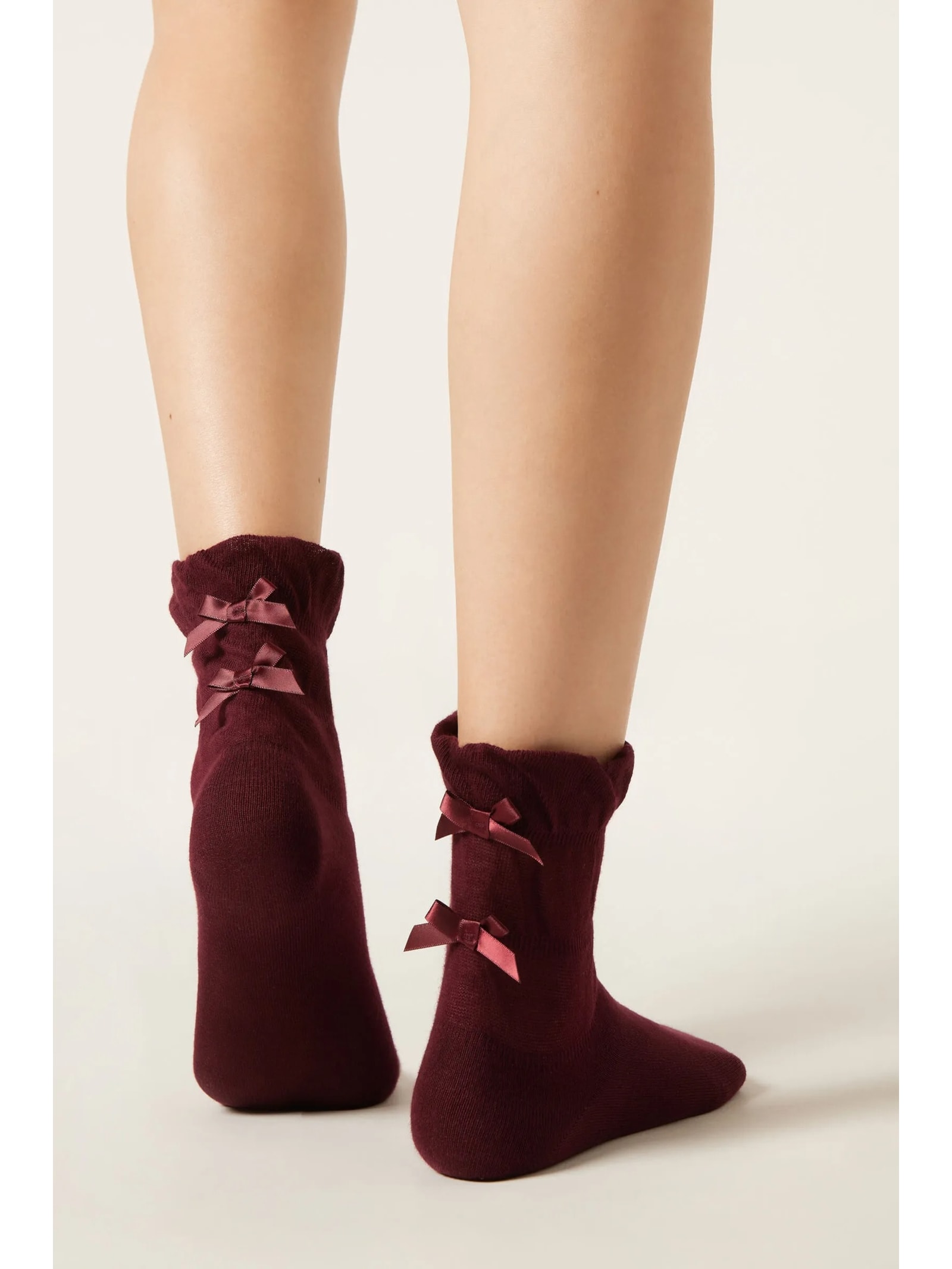 Meia Curta Em Algodão Com Laços Bordô Calzedonia