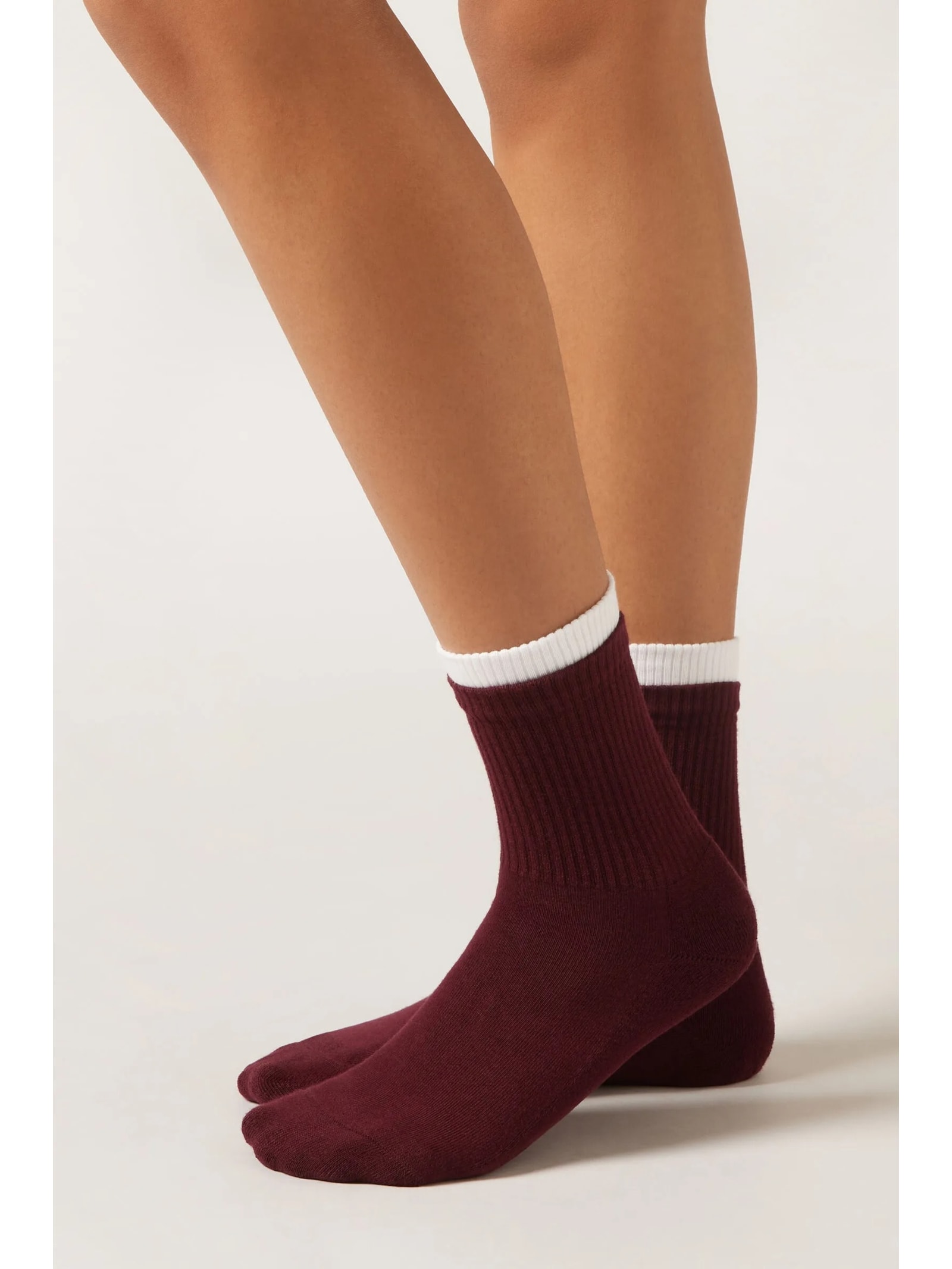 Meia Curta Esportiva Em Algodão Bordô Calzedonia