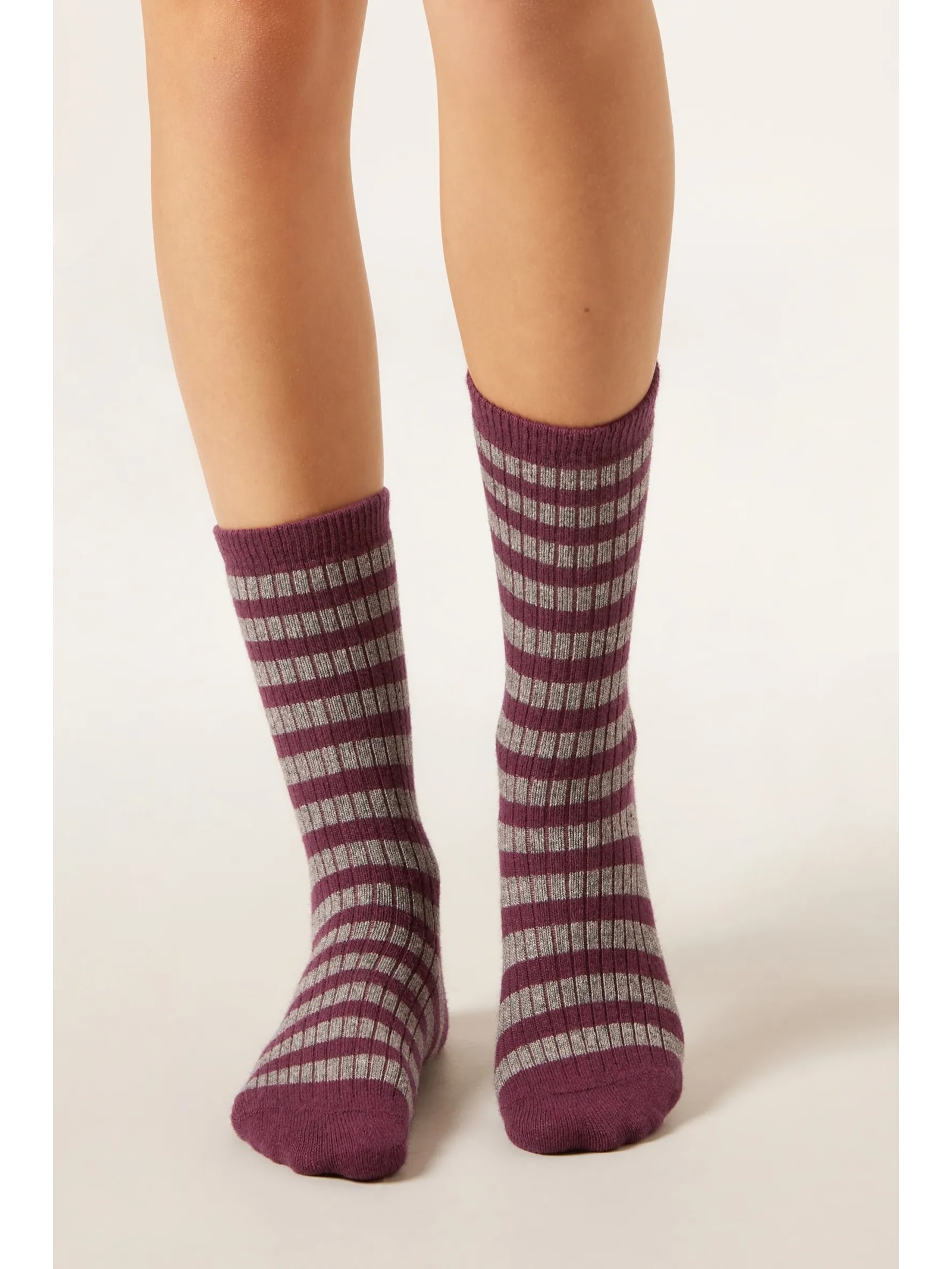 Meia Curta Listrada Com Cashmere Bordô Calzedonia