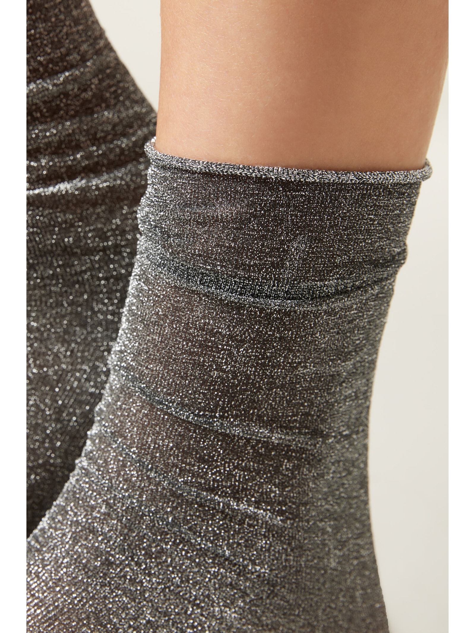 Meia Curta Opaca Com Glitter Preto Calzedonia