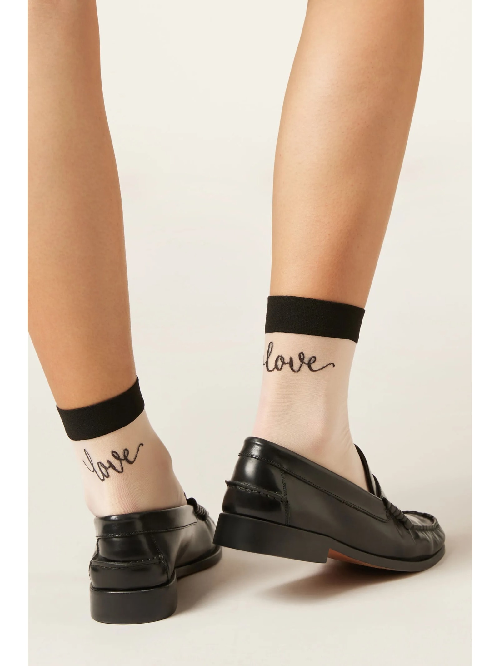 Meia Curta Transparente Com Estampa Love Preto Calzedonia