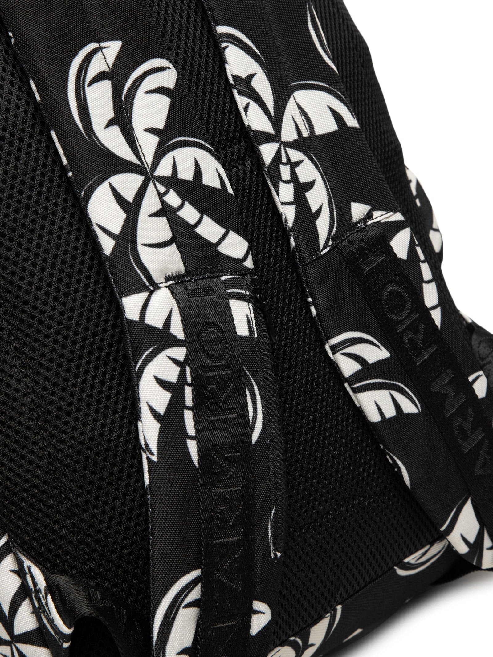 Mochila Feminina Xodó Coqueirada Preto Farm Etc