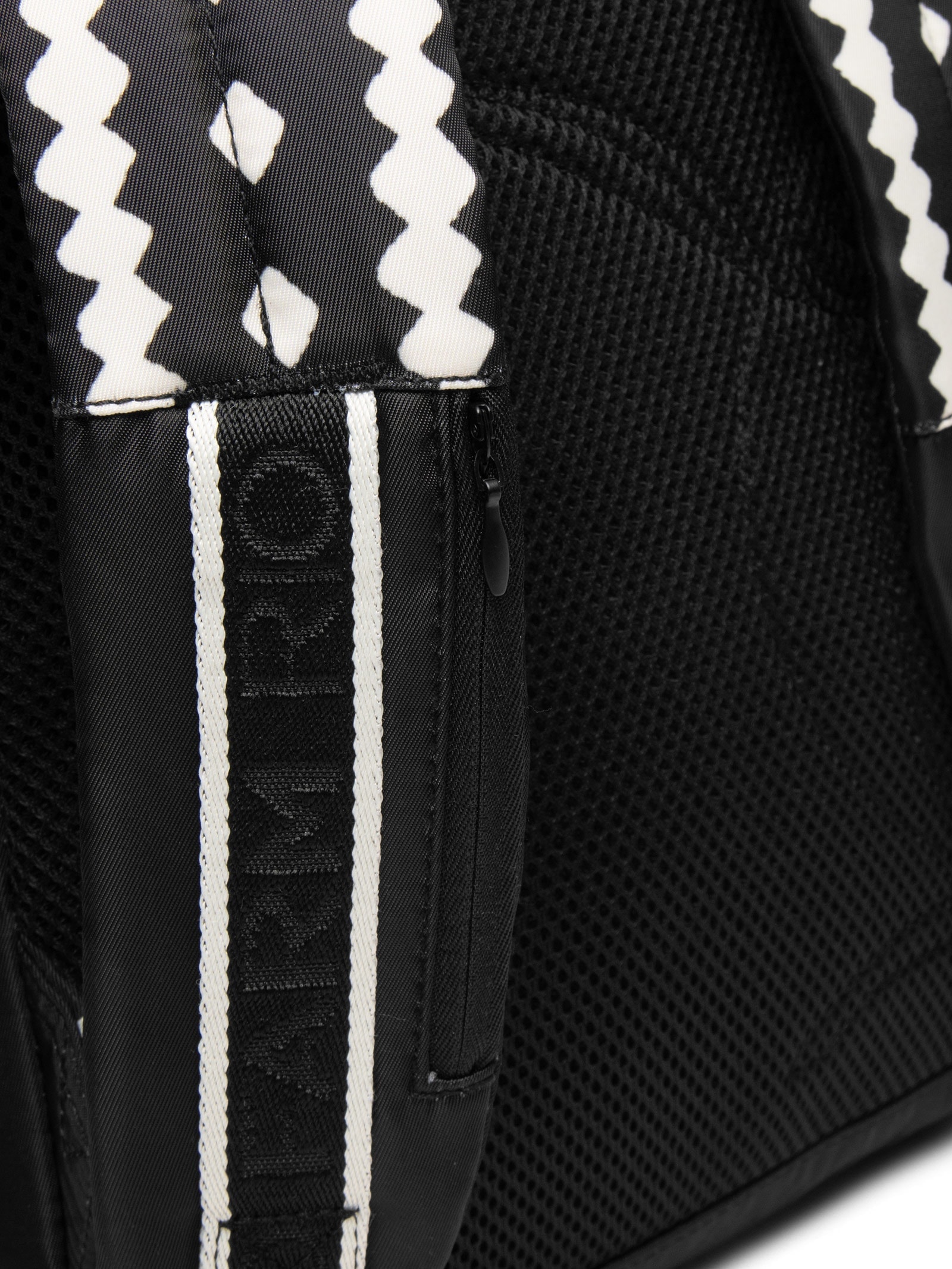 Mochila Feminina Xodó Lenço Dia E Noite Preto Farm Etc