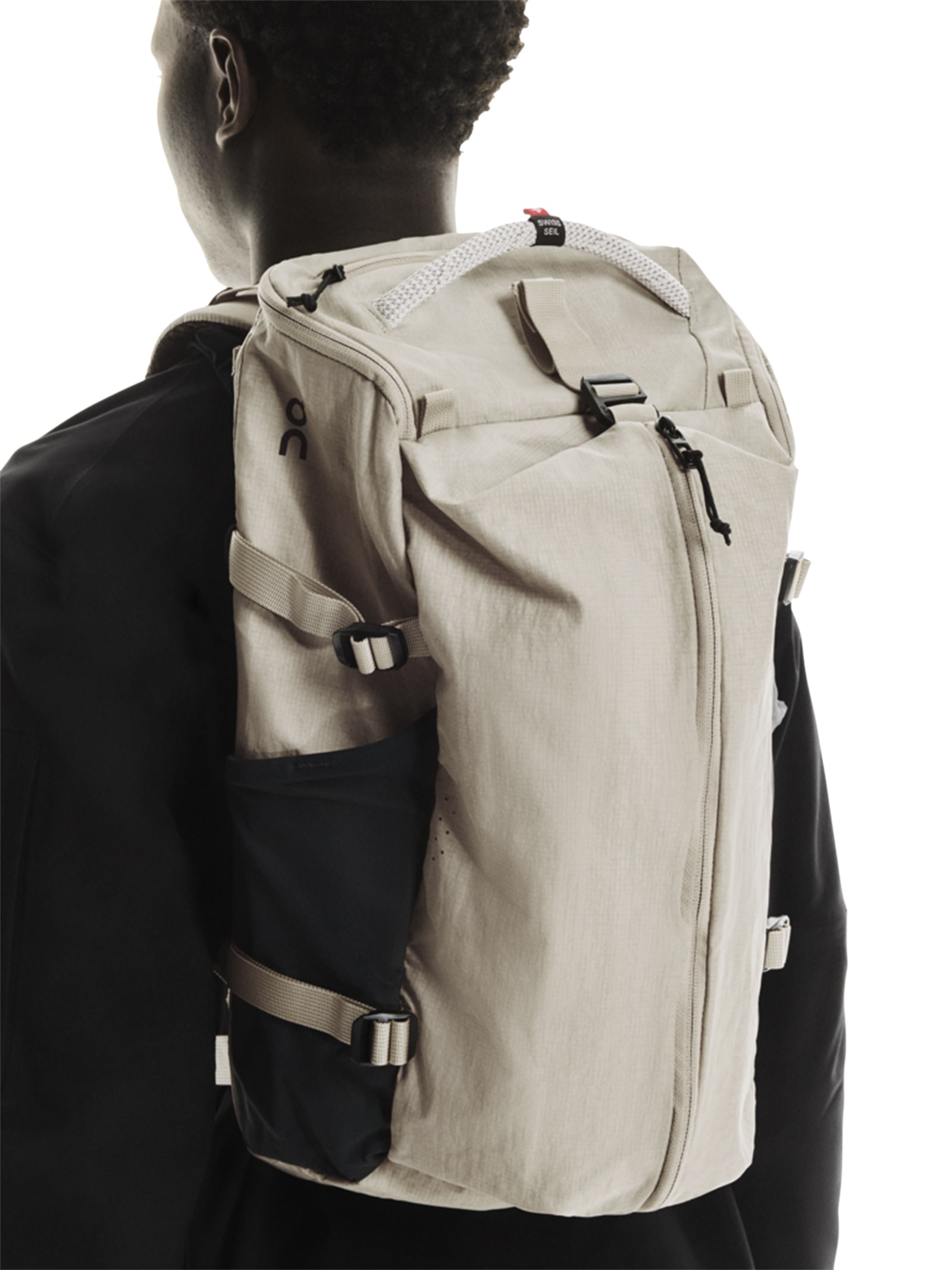 Mochila Unissex Speed Pack 30L Bege On Running